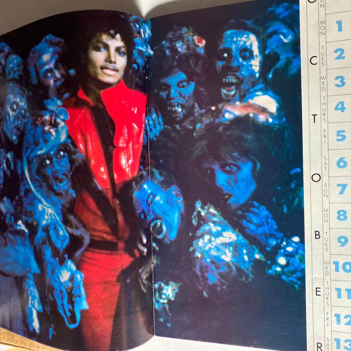 VTG Right On Magazine 1984-1985 featuring Michael Jackson surrounded by zombies in a dramatic Halloween scene for the October calendar page.
