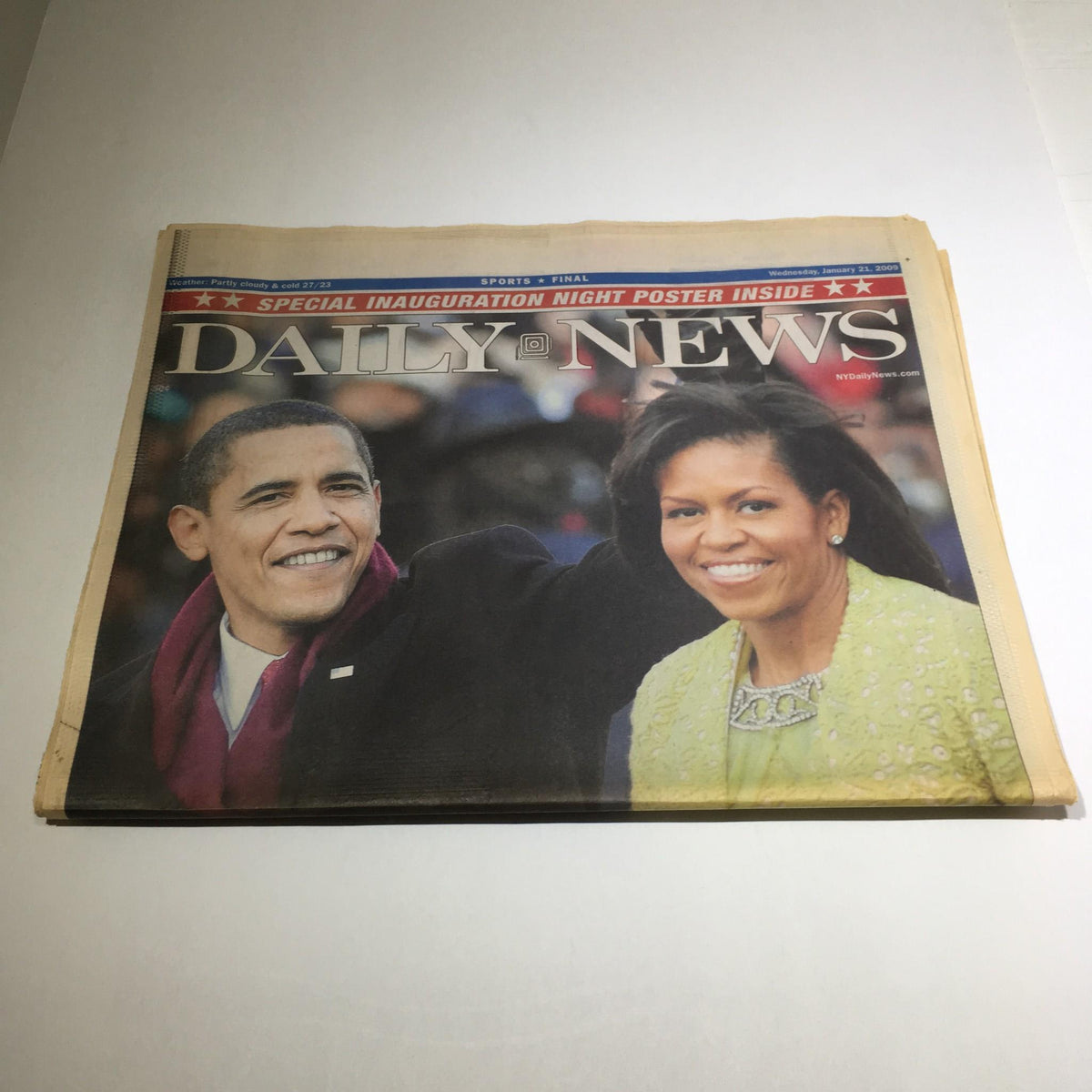 New York Daily News: Jan 21 2009, A Glorious Beginning - Cover featuring Barack Obama and Michelle Obama during the inauguration.