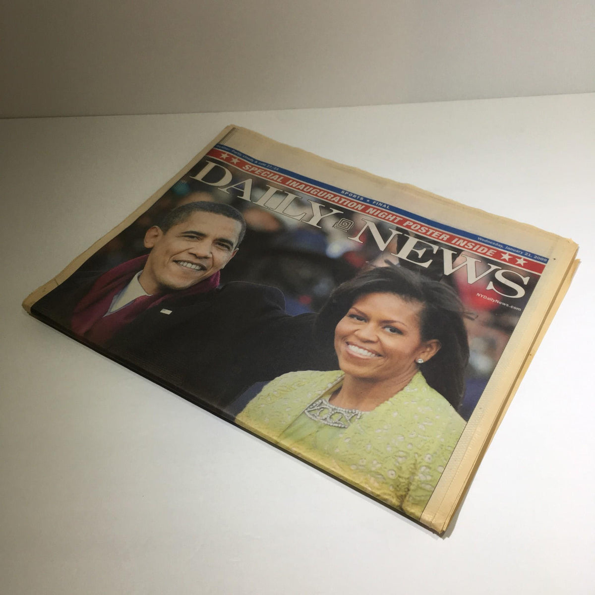 New York Daily News: Jan 21 2009, A Glorious Beginning - Cover featuring Barack Obama and Michelle Obama celebrating their inauguration.