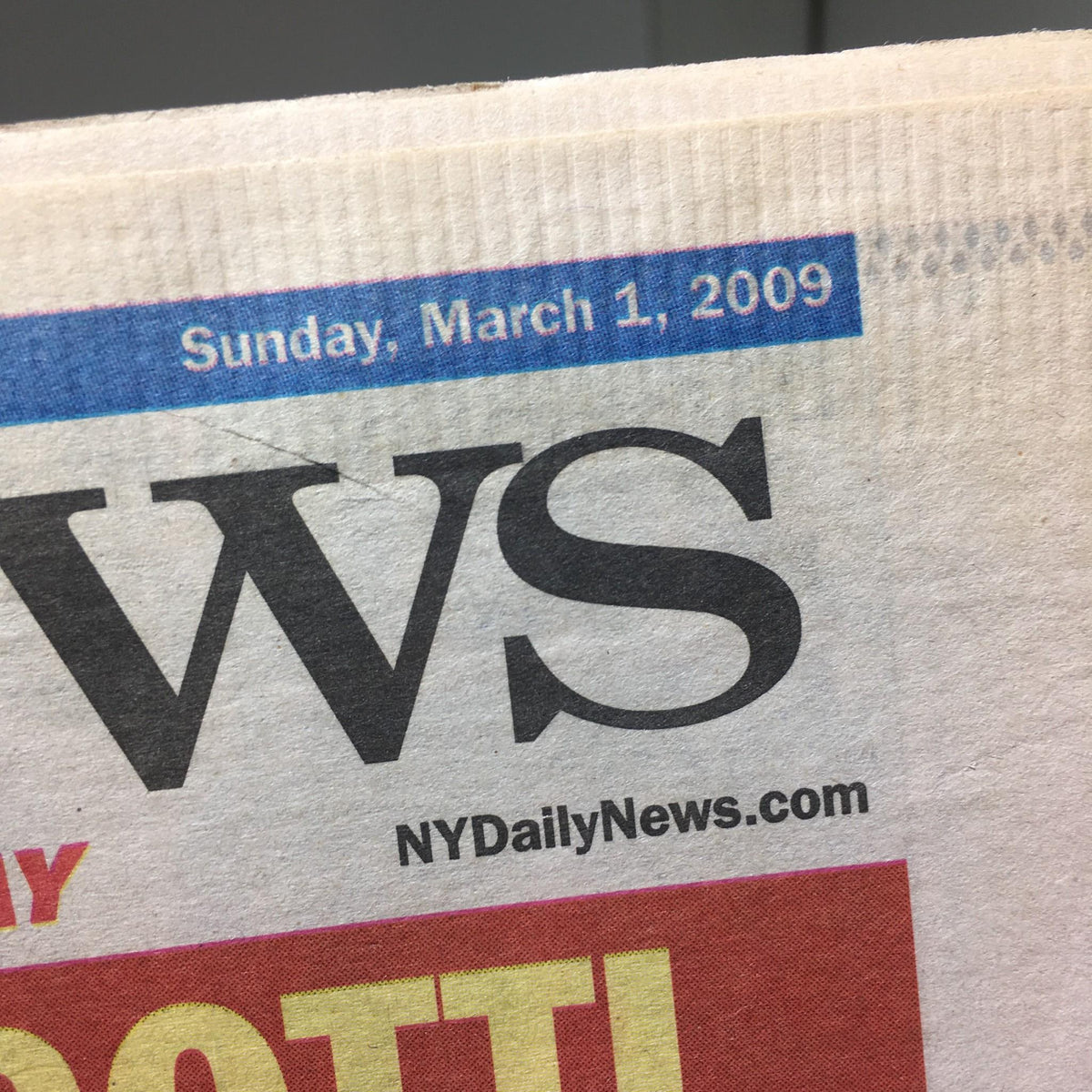 Close-up of the New York Daily News date, Sunday, March 1, 2009, displaying the newspaper's header and website url, NYDailyNews.com.