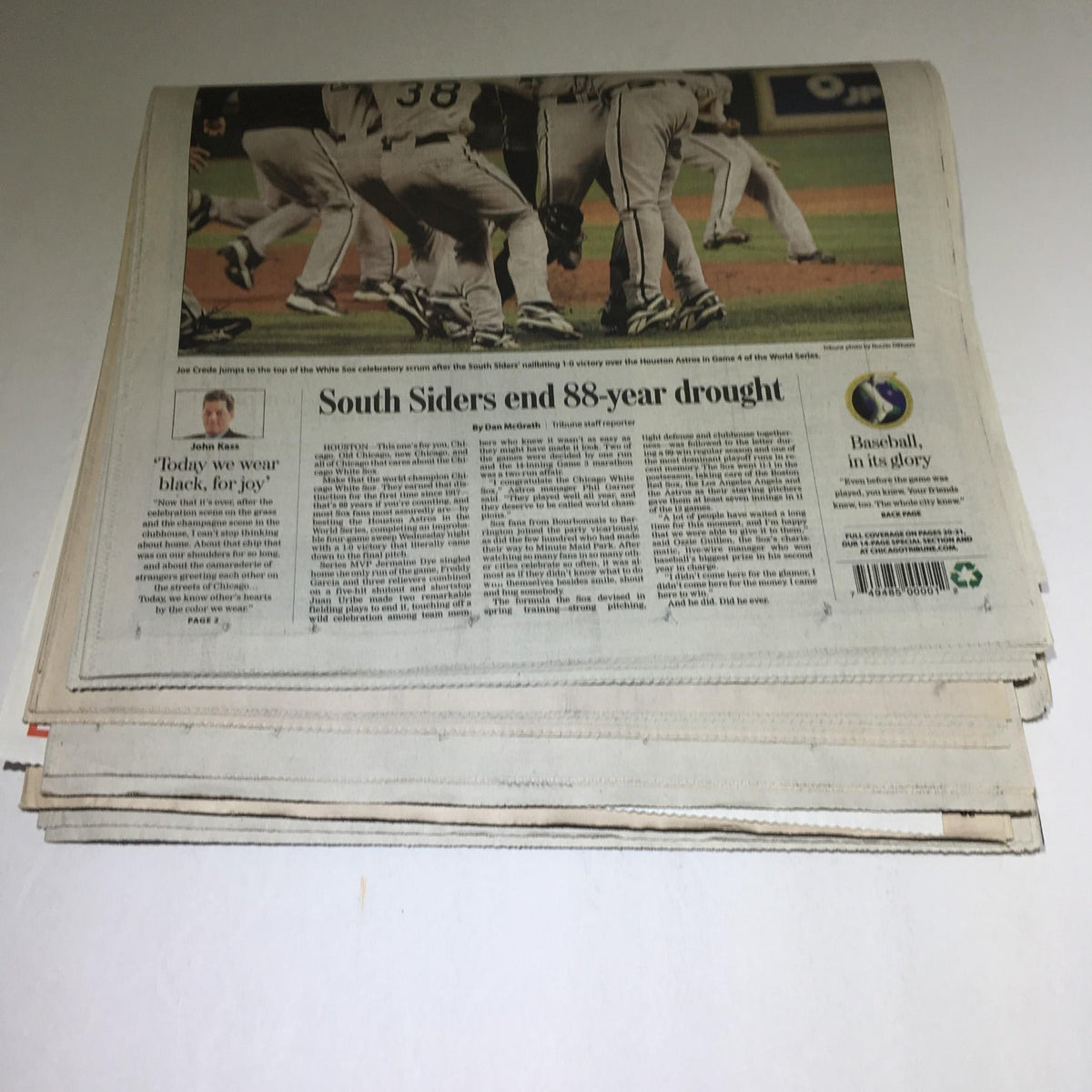 Chicago Tribune article detailing the Chicago White Sox ending an 88-year championship drought, with coverage of the team's historic win in 2005 World Series.