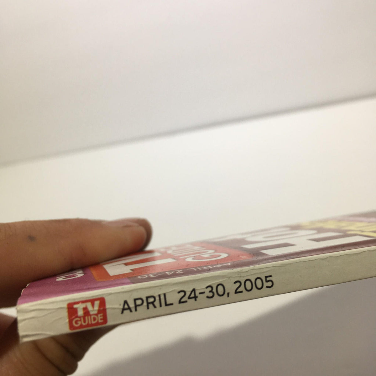 Side view of TV Guide featuring the title 'TV Guide April 24-30 2005 Kiefer Sutherland Sneak Preview Cover', showcasing the date and magazine details.