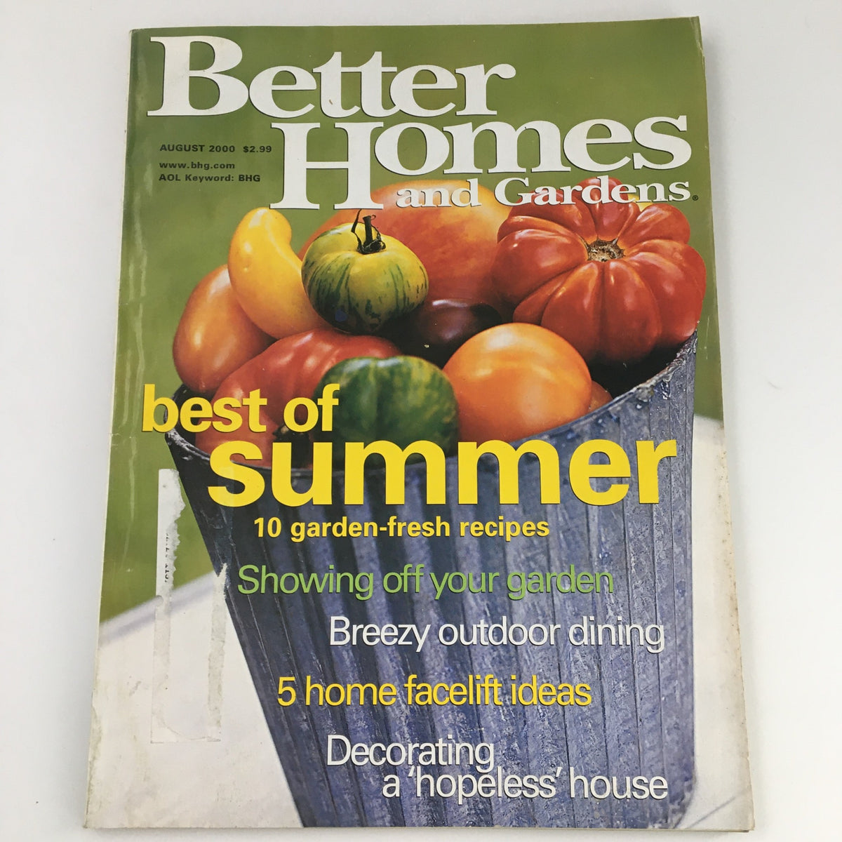 Better Homes & Gardens Magazine August 2000 featuring a colorful assortment of fresh vegetables on the cover, titled 'Best of Summer' with highlights on garden-fresh recipes and outdoor dining ideas.