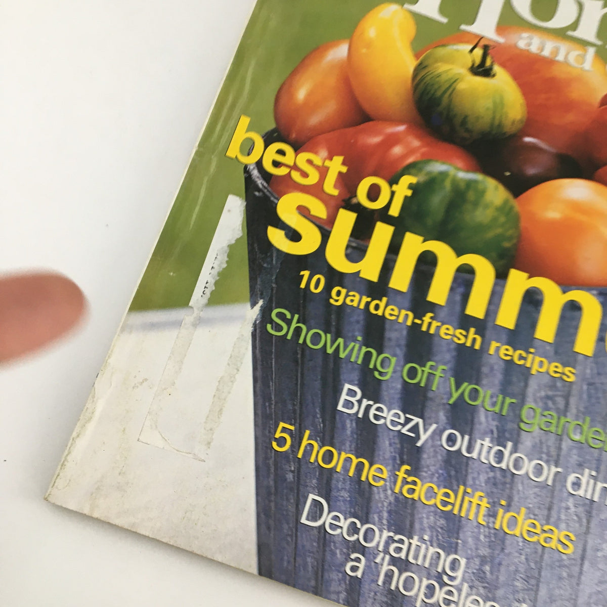 Close-up of the Better Homes & Gardens Magazine August 2000 cover showing the edge details and slight wear, emphasizing the title 'Best of Summer' and featuring bright, fresh vegetables.