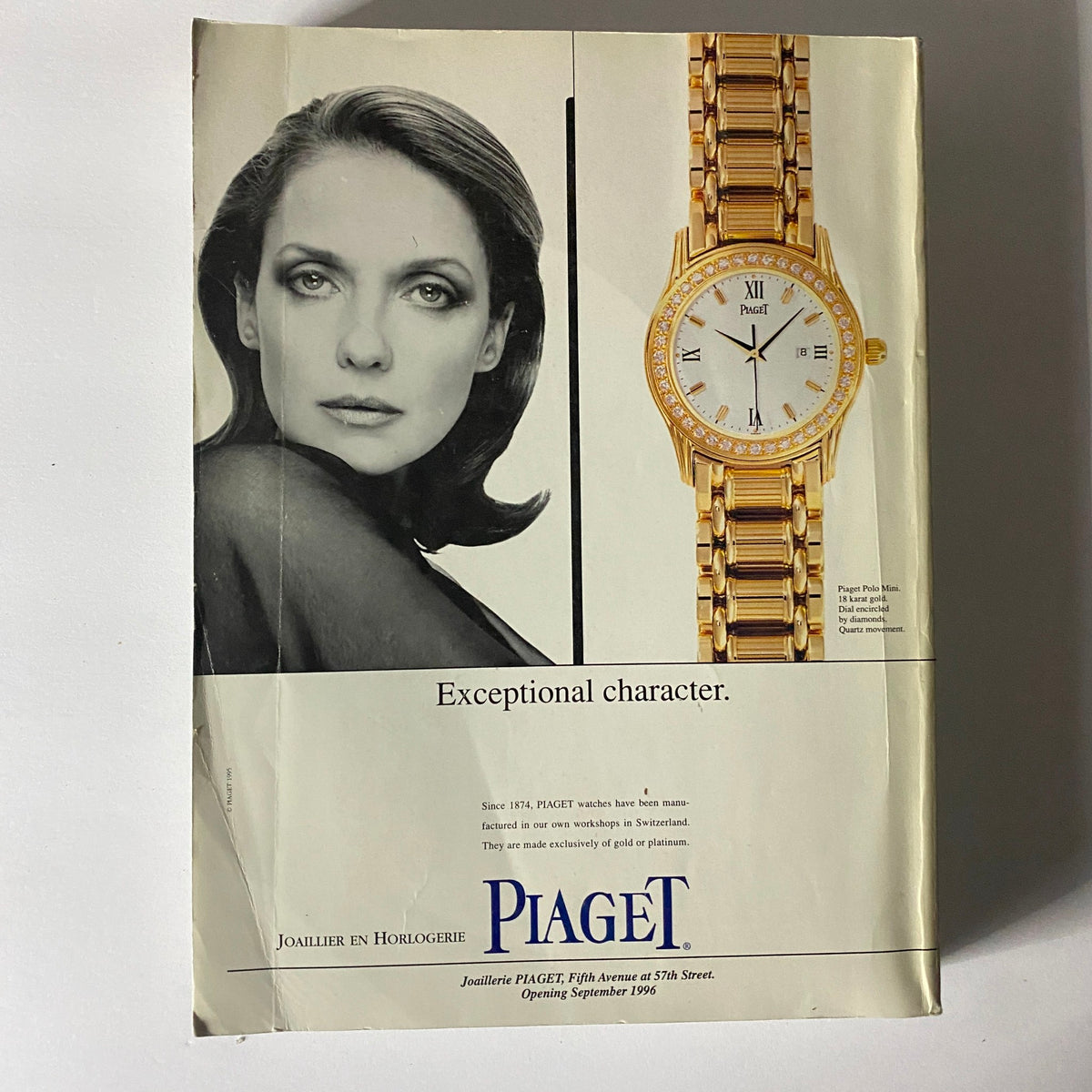 Vogue Magazine September 1996 featuring a cover with Kate Moss and Amber Valletta. The magazine is in very good condition and showcases high fashion imagery, emphasizing key fashion trends of the 90s.
