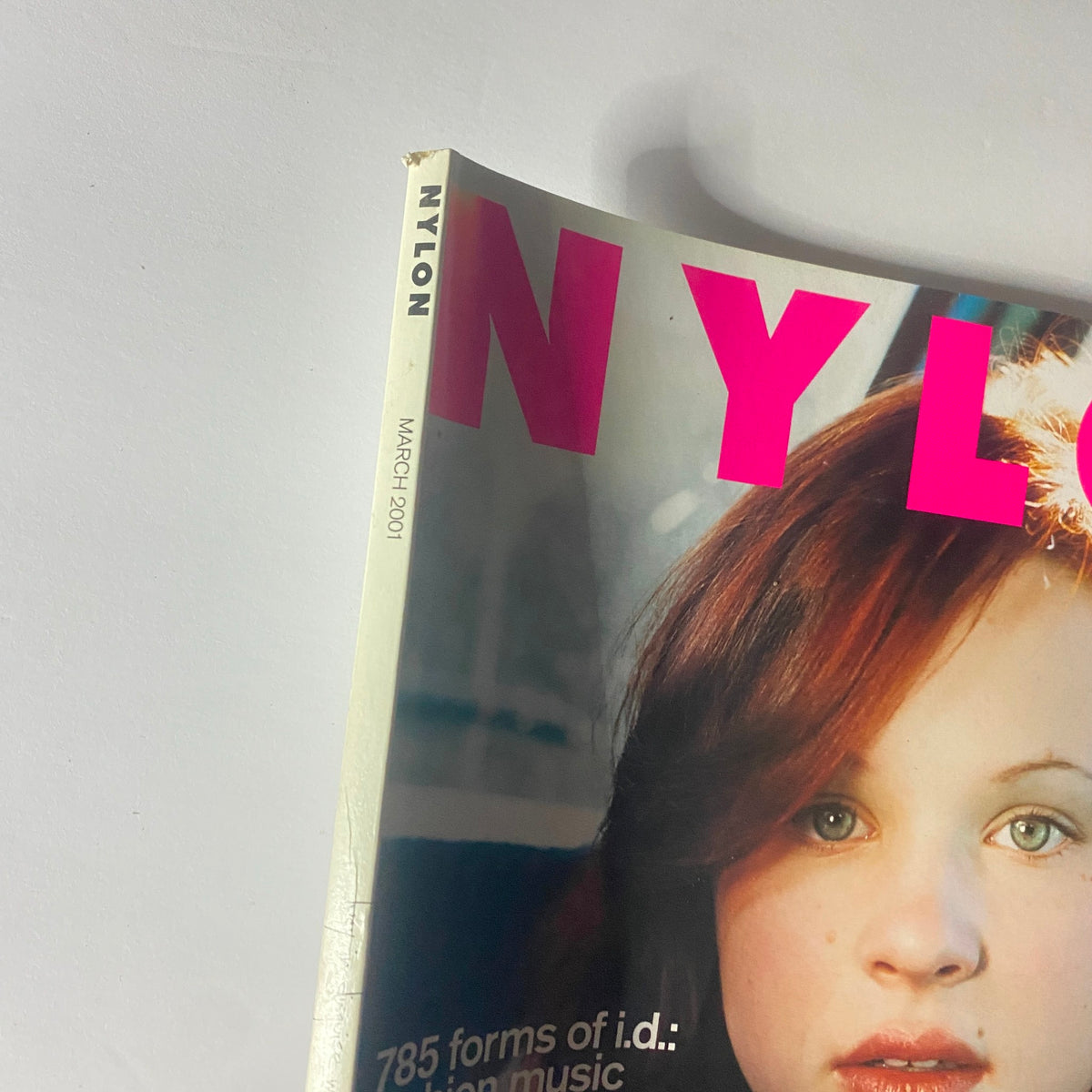 Nylon Magazine March 2001 Thora Birch Cover No Label VG