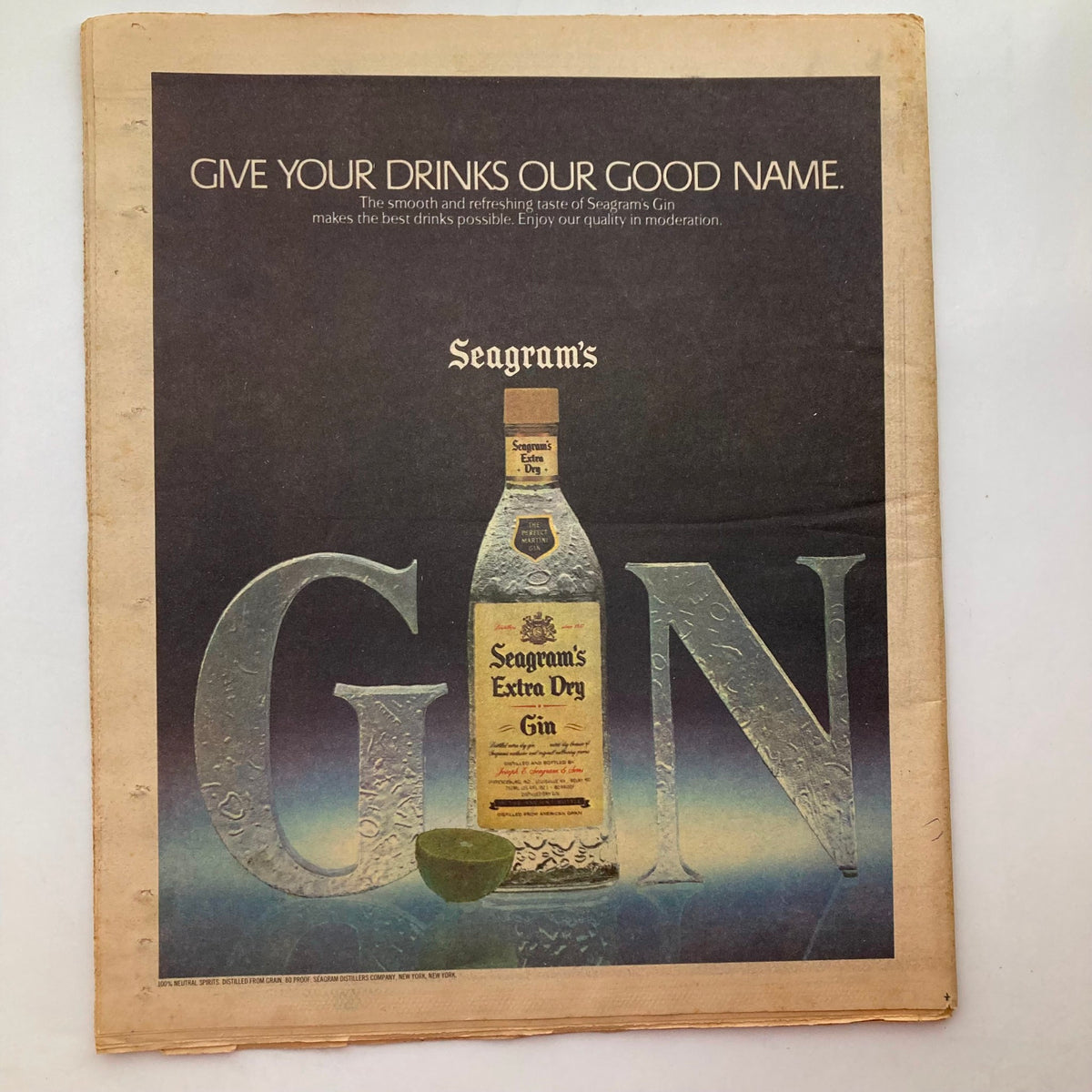 Back cover of the VTG Rolling Stone Magazine December 11, 1980 Issue 332 featuring an advertisement for Seagram's Gin, emphasizing quality and refreshment.