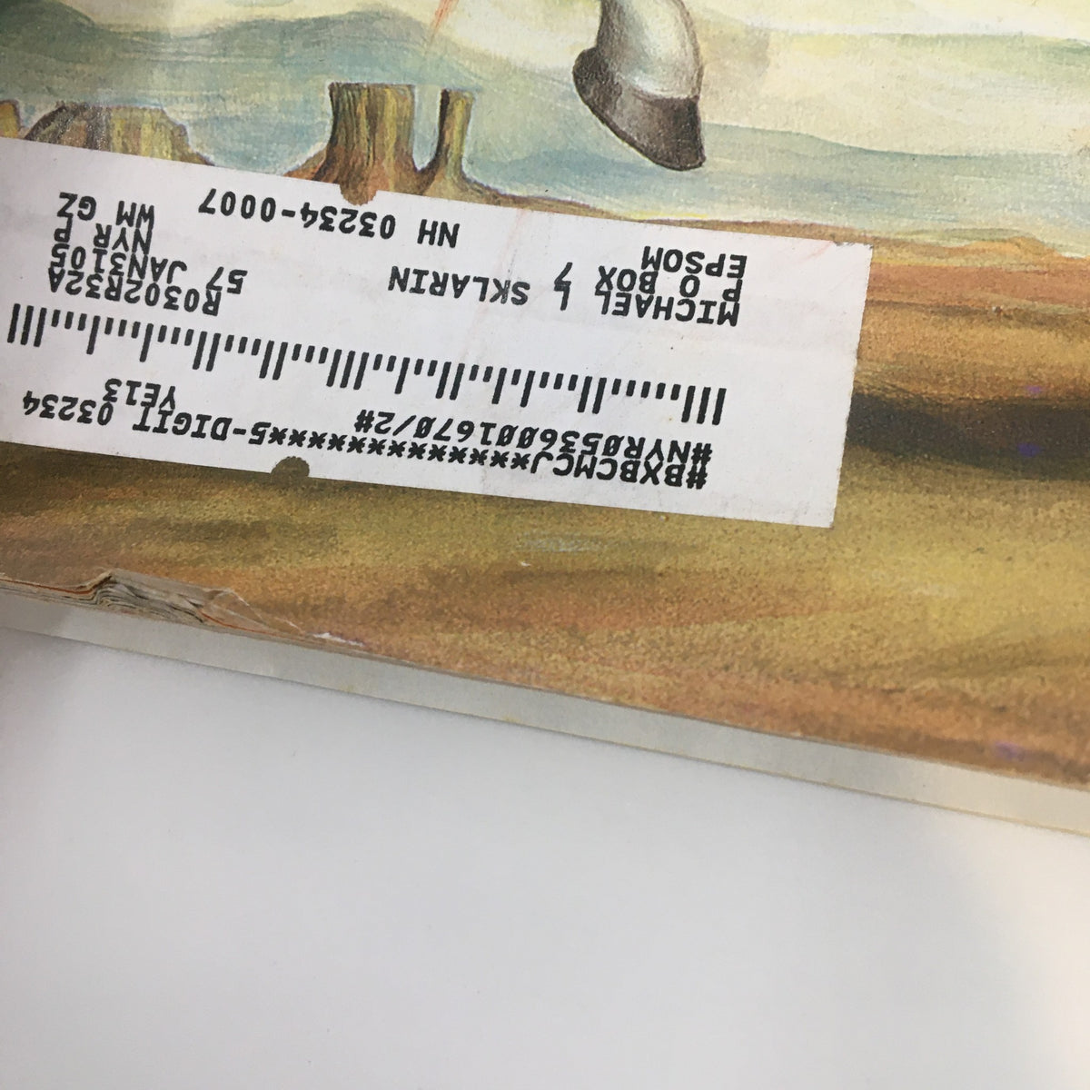 Detailed view of the spine of The New Yorker Full Magazine October 13 2003 highlighting the condition and a price label.