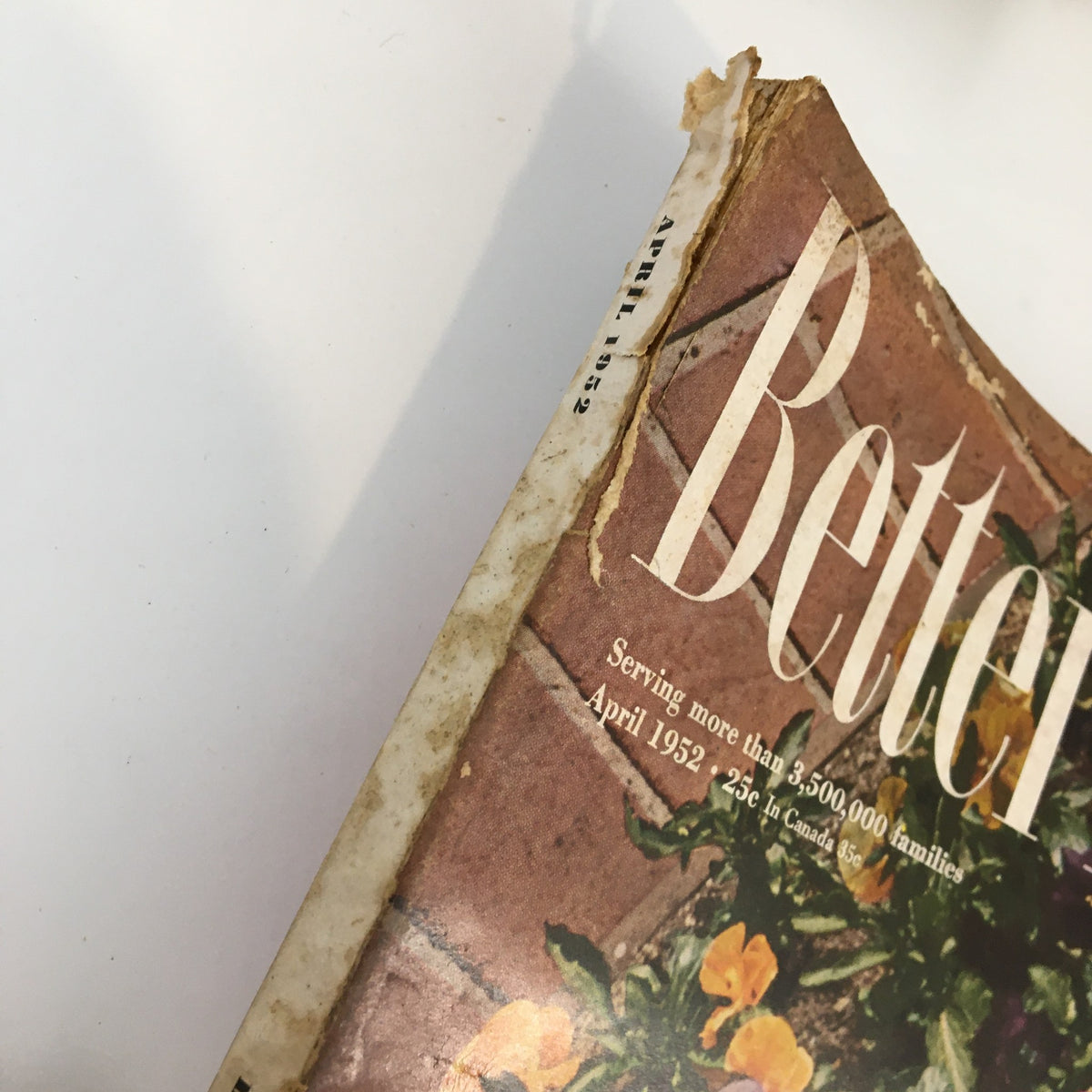 Spine of Better Homes & Gardens Magazine April 1952, showcasing its vintage appeal with minor wear and tear, highlighting its collectible nature.