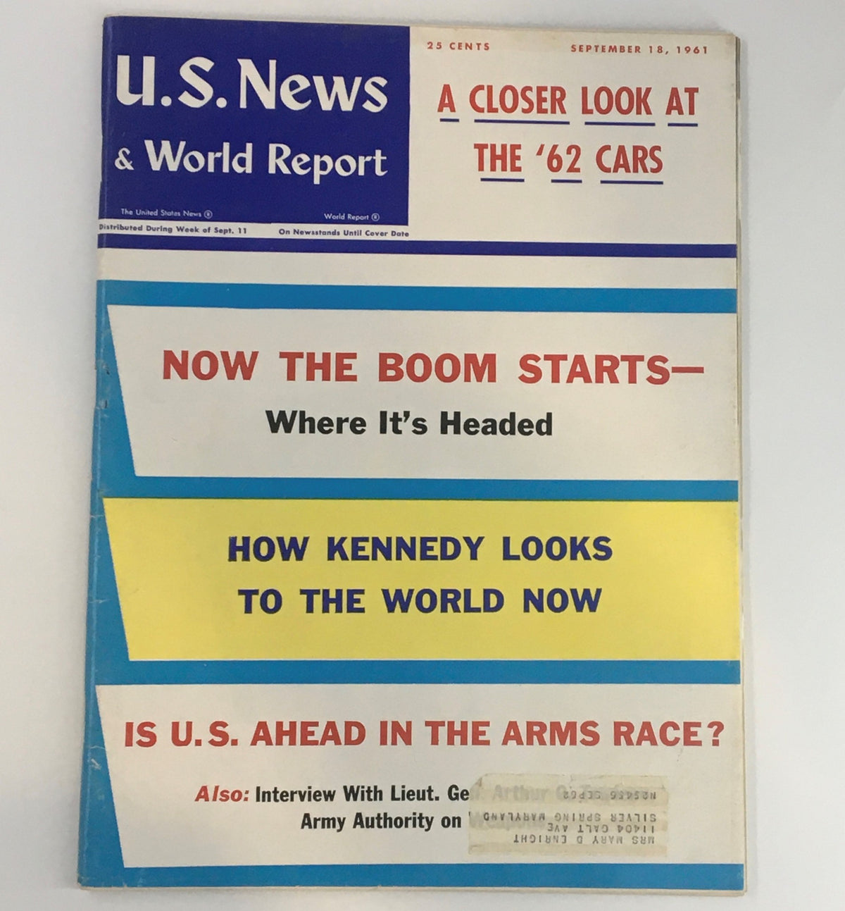 Cover of U.S. News & World Report Magazine from September 18, 1961, featuring the headline 'A Closer Look at The '62 Cars' and additional topics on President Kennedy and the arms race.