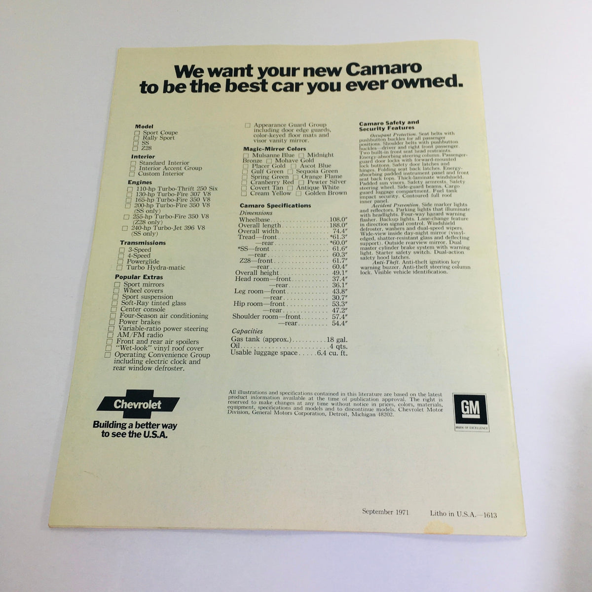 Back cover of the 1972 Camaro Sport Coupe Rally Sport SS Z28 brochure displaying a list of features and specifications for potential buyers.