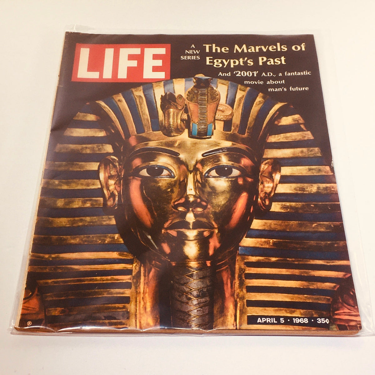 Vintage Life Magazine cover featuring 'The Marvels of Egypt's Past,' published on April 5, 1968, showcasing a golden bust of an Egyptian pharaoh, illustrating the ancient civilizations theme.