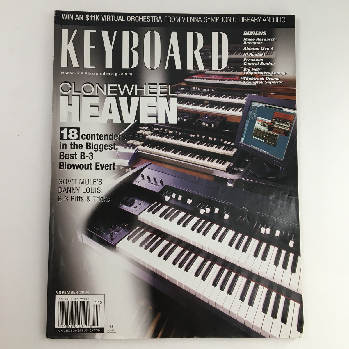 Cover of Keyboard Magazine November 2004 featuring Gov't Mule's Danny Louis and Clonewheel Heaven, showcasing keyboards and music technology.