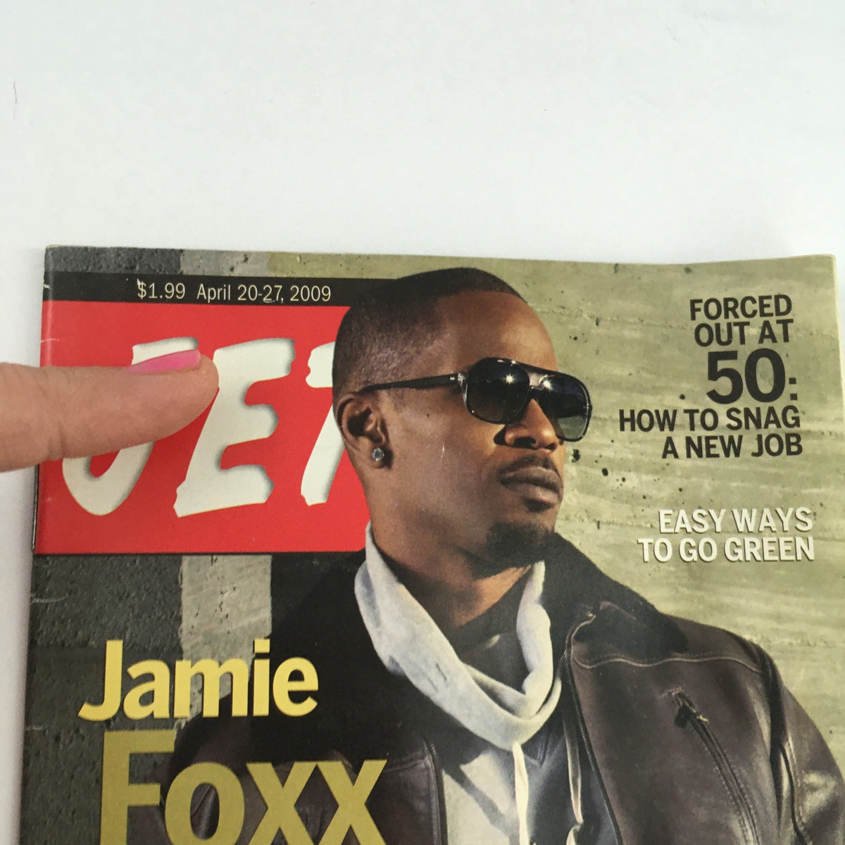 Cover of Jet Magazine for April 20-27, 2009 featuring Jamie Foxx, highlighting his new movie and personal insights. The magazine is priced at $1.99 and showcases themes of motivation and current events.