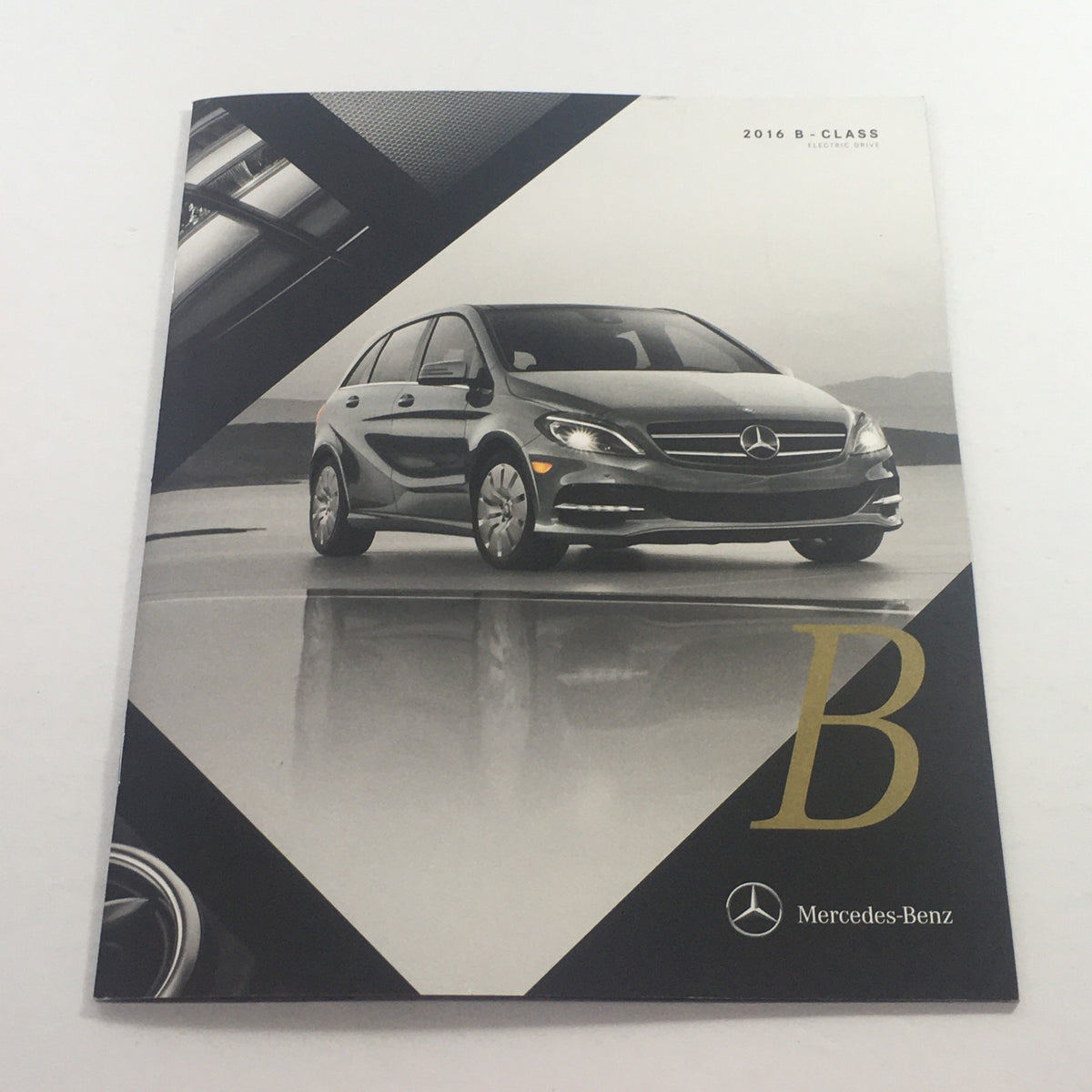 2016 Mercedes-Benz B-Class Electric Drive Dealership Auto Brochure Catalog featuring a sleek front view of the car.