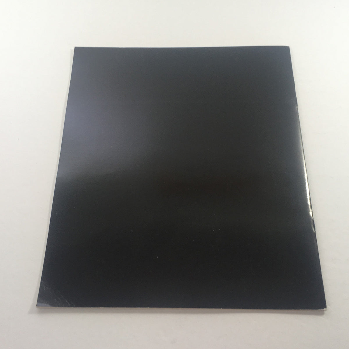 Back cover of the 1981 Mercedes Volume 4 - 380SEC Coupe Dealership Car Auto Brochure Catalog with a plain black design.
