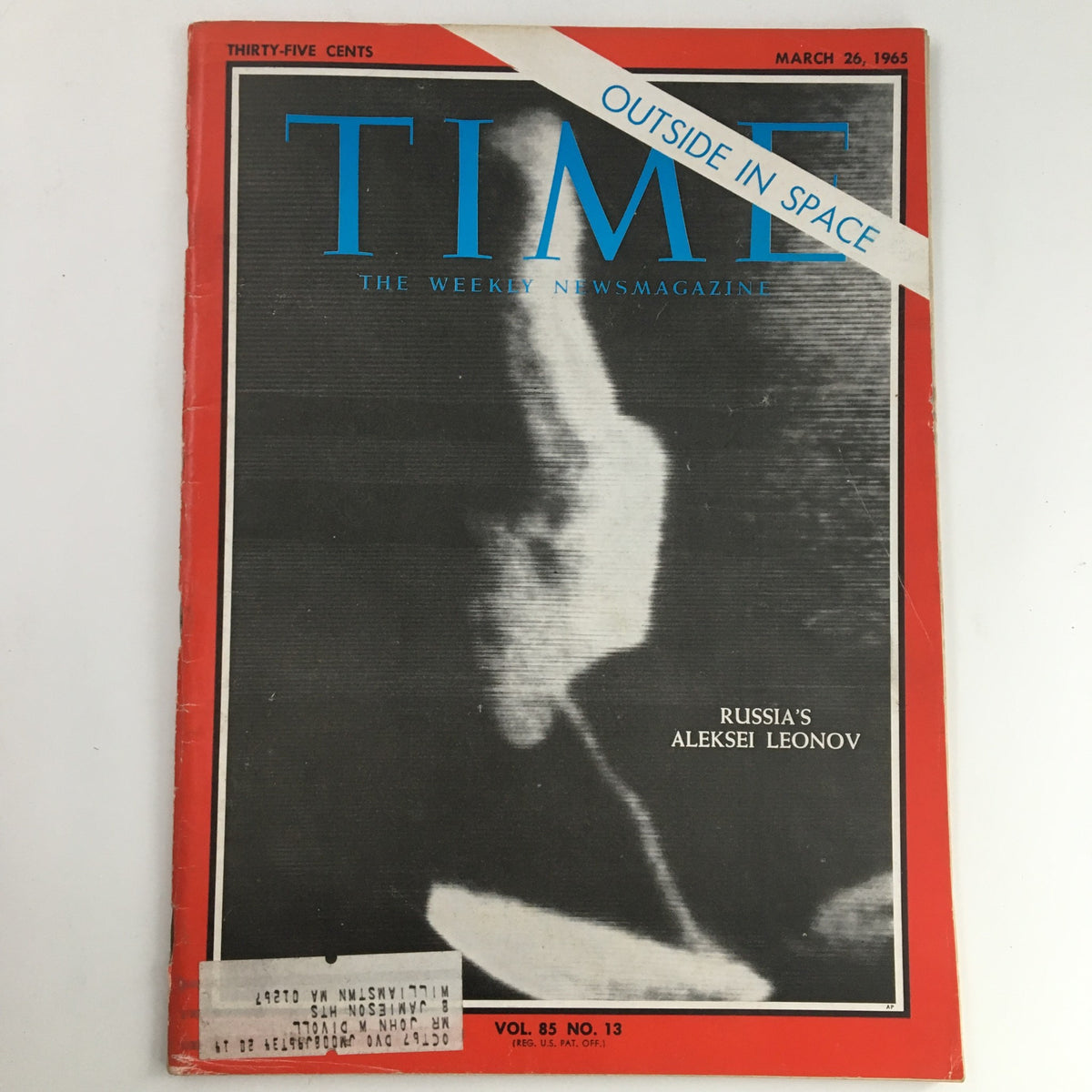 Cover of Time Magazine March 26, 1965, Vol 85 No 13 featuring Russian-Soviet cosmonaut Alexei Leonov, highlighting the historic spacewalk.