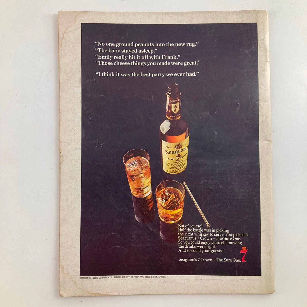Back cover of VTG Newsweek Magazine November 6, 1967, featuring an advertisement for Seagram's 7 Crown whiskey with two cocktails and a caption promoting social gatherings.