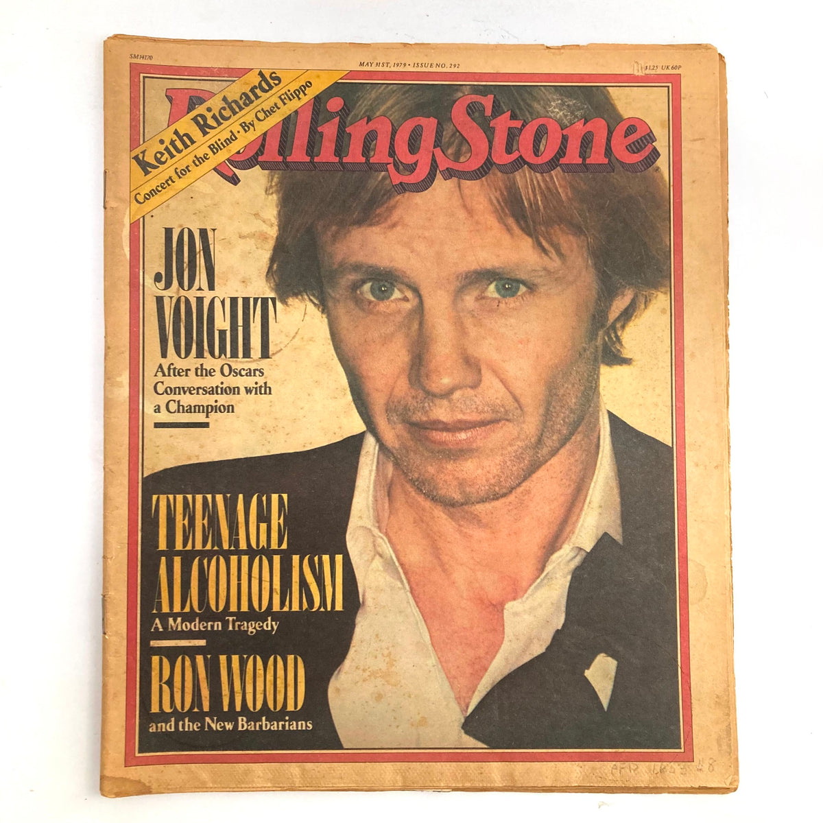 Rolling Stone Magazine May 31 1979 cover featuring Jon Voight after the Oscars, showcasing his portrait and headlines including 'TEENAGE ALCOHOLISM' and 'RON WOOD and the New Barbarians'.
