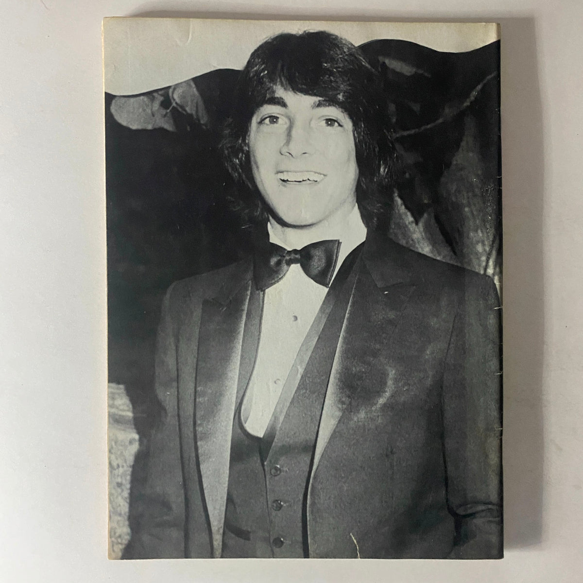 Teen Bag Magazine September 1981 with a classic black and white image of a young man in a tuxedo, smiling, embodying the elegance of 1980s celebrity culture.