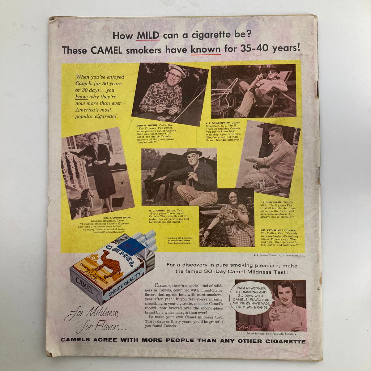 Back cover of VTG Look Magazine August 24 1954 featuring an advertisement for Camel cigarettes, emphasizing their mildness and featuring testimonials.