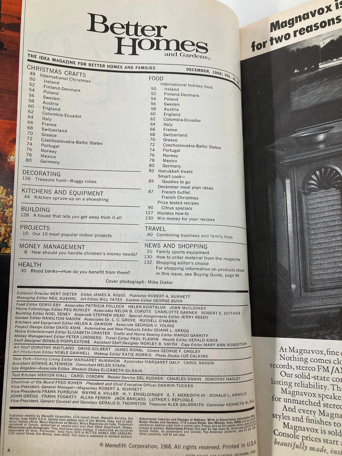Interior page of the Better Homes & Gardens Magazine December 1968 containing a table of contents, listing festive crafts, food, and holiday project plans.