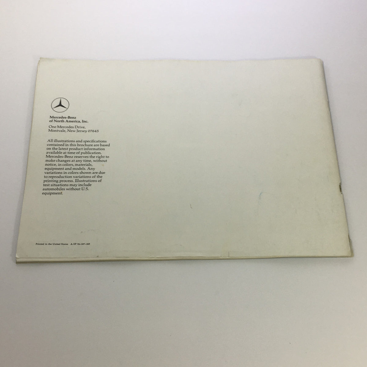 Back cover of the 1970s Mercedes-Benz 280SE 450SEL 450SL Dealership Car Auto Brochure Catalog with the Mercedes-Benz logo and copyright information.