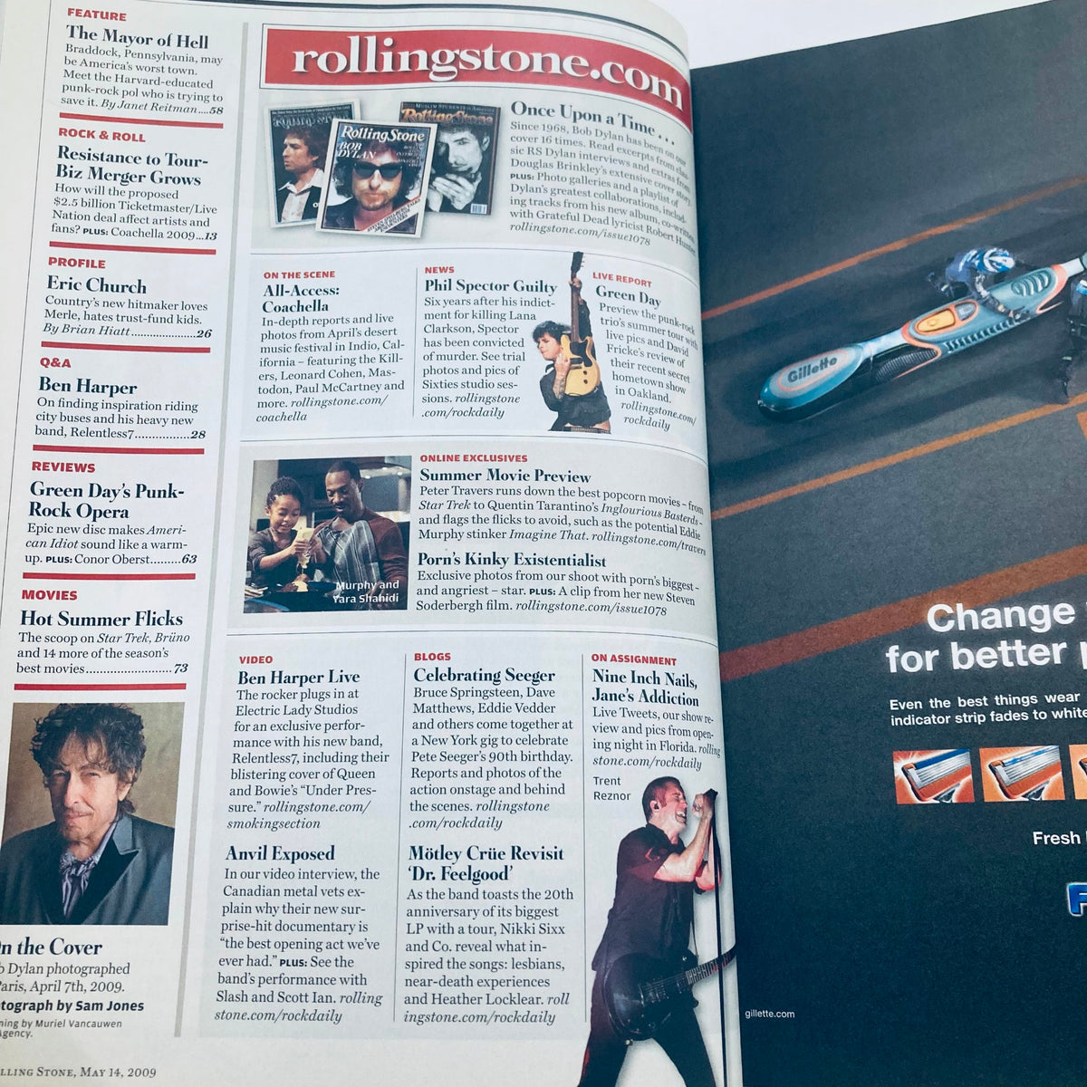 Inside spread of Rolling Stone Magazine May 14 2009 Issue 1078 showcasing articles and features, including Bob Dylan and other cultural topics.
