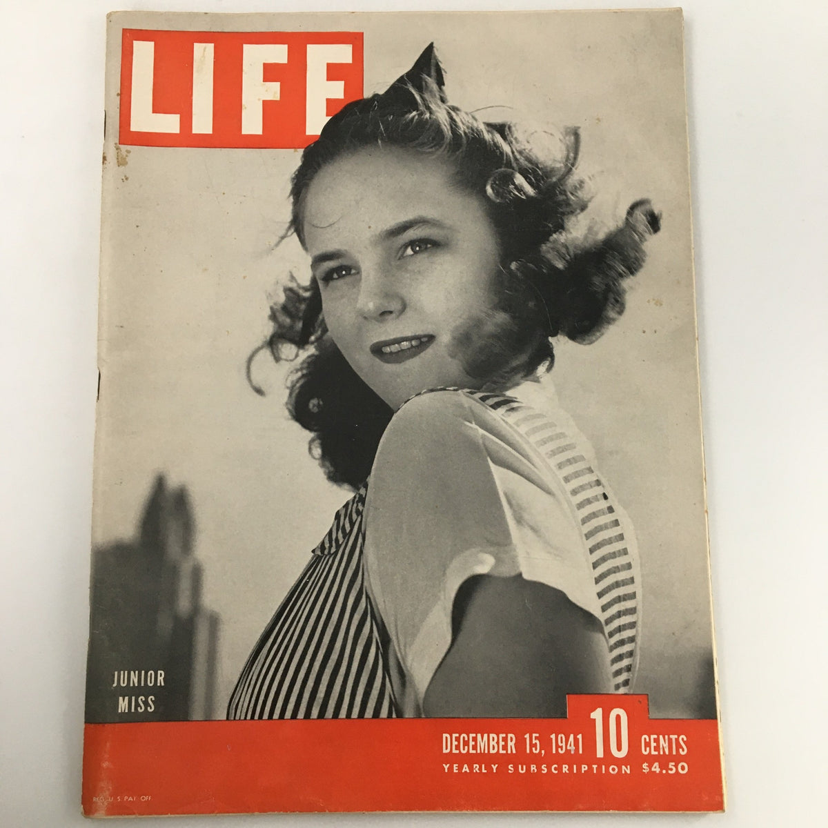 Life Magazine December 15 1941 Junior Miss, Pear Harbor Feature Newsstand