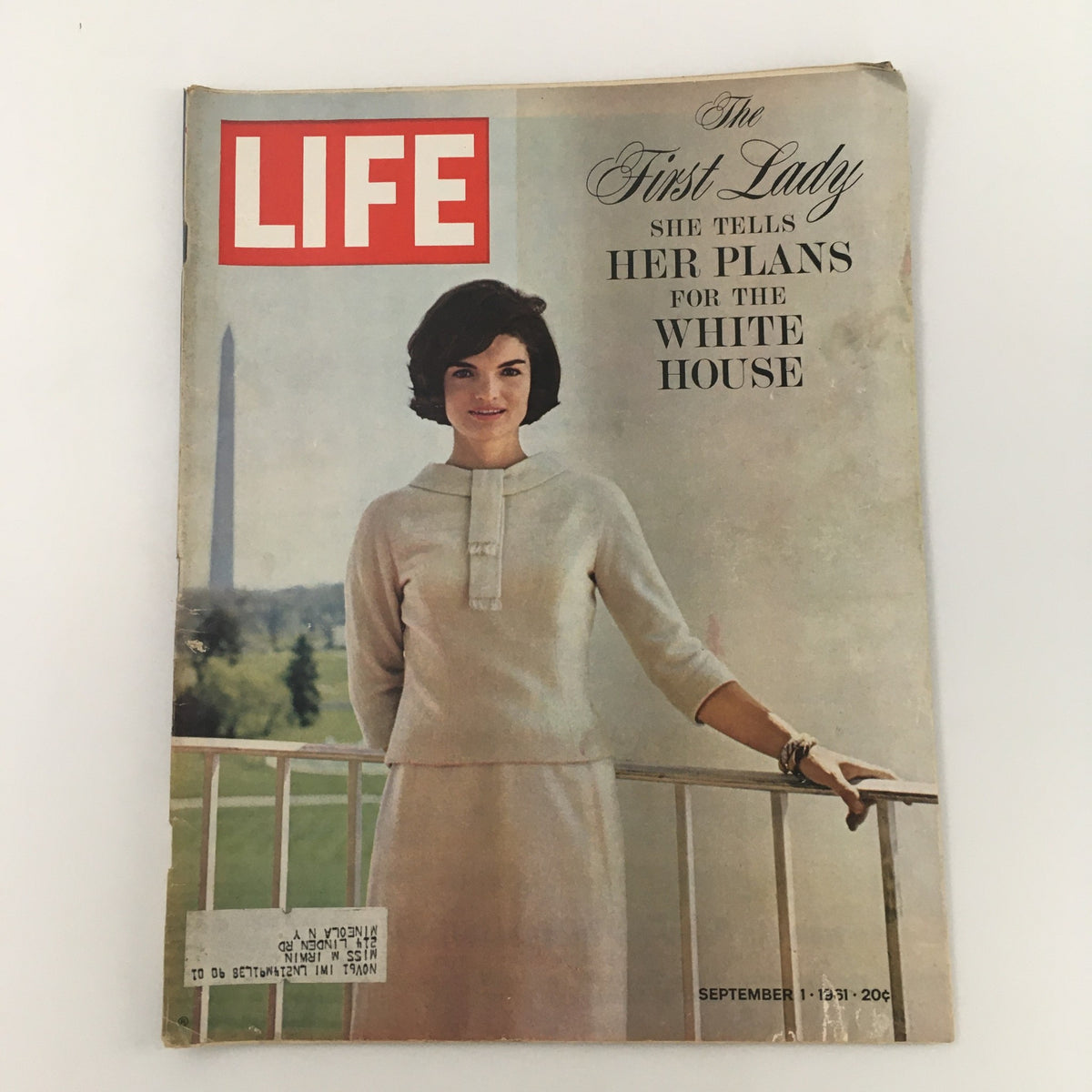 Cover of VTG Life Magazine dated September 1, 1961 featuring First Lady Jacqueline Kennedy, showcasing her plans for the White House behind the iconic Washington Monument.