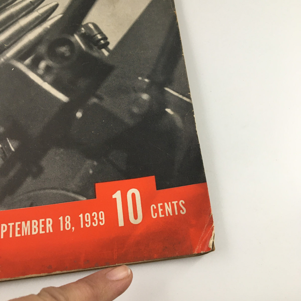 Cover of VTG Life Magazine from September 18, 1939, featuring the date and price of 10 cents, highlighting Britain's entry into World War II.