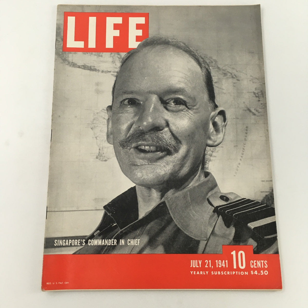 Cover of VTG Life Magazine July 21, 1941 featuring Singapore's Commander in Chief Henry Pownall, showcasing a wartime photograph and details about the magazine.