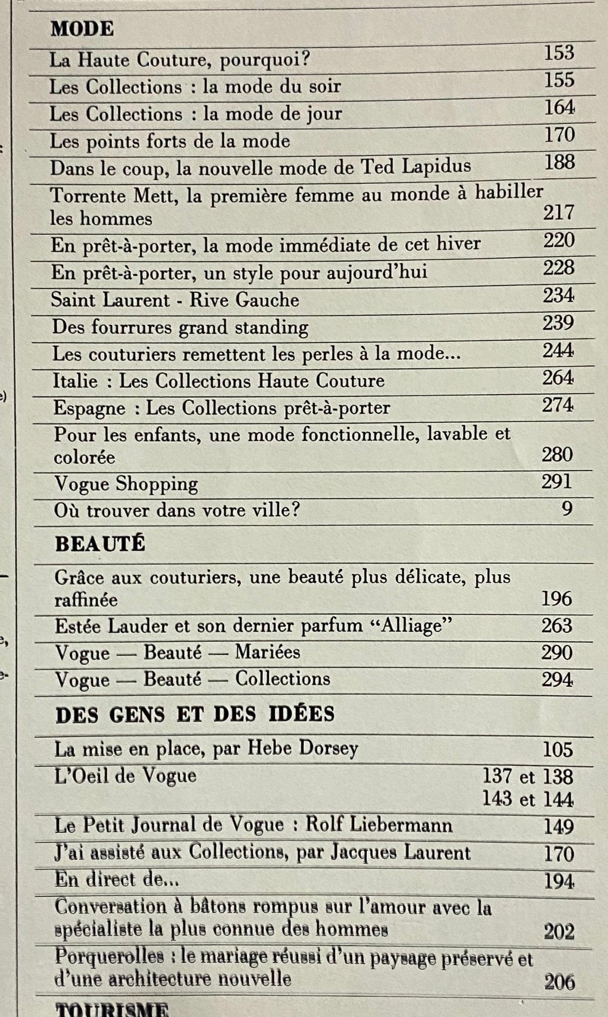 Table of contents from Vogue Paris Magazine September 1973 featuring key articles on haute couture, fashion collections, and beauty trends.