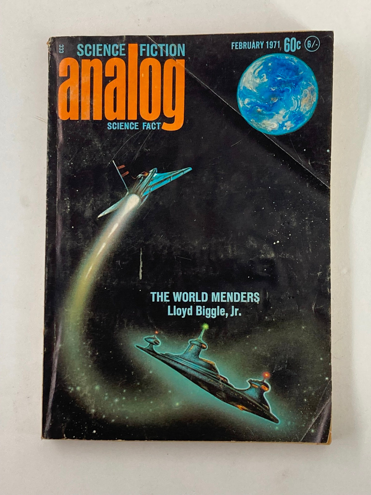 Cover of the February 1971 issue of Analog Science Fiction / Science Fact featuring the title 'The World Menders' by Lloyd Biggle Jr. with a vibrant depiction of spaceships and a planet in the background.
