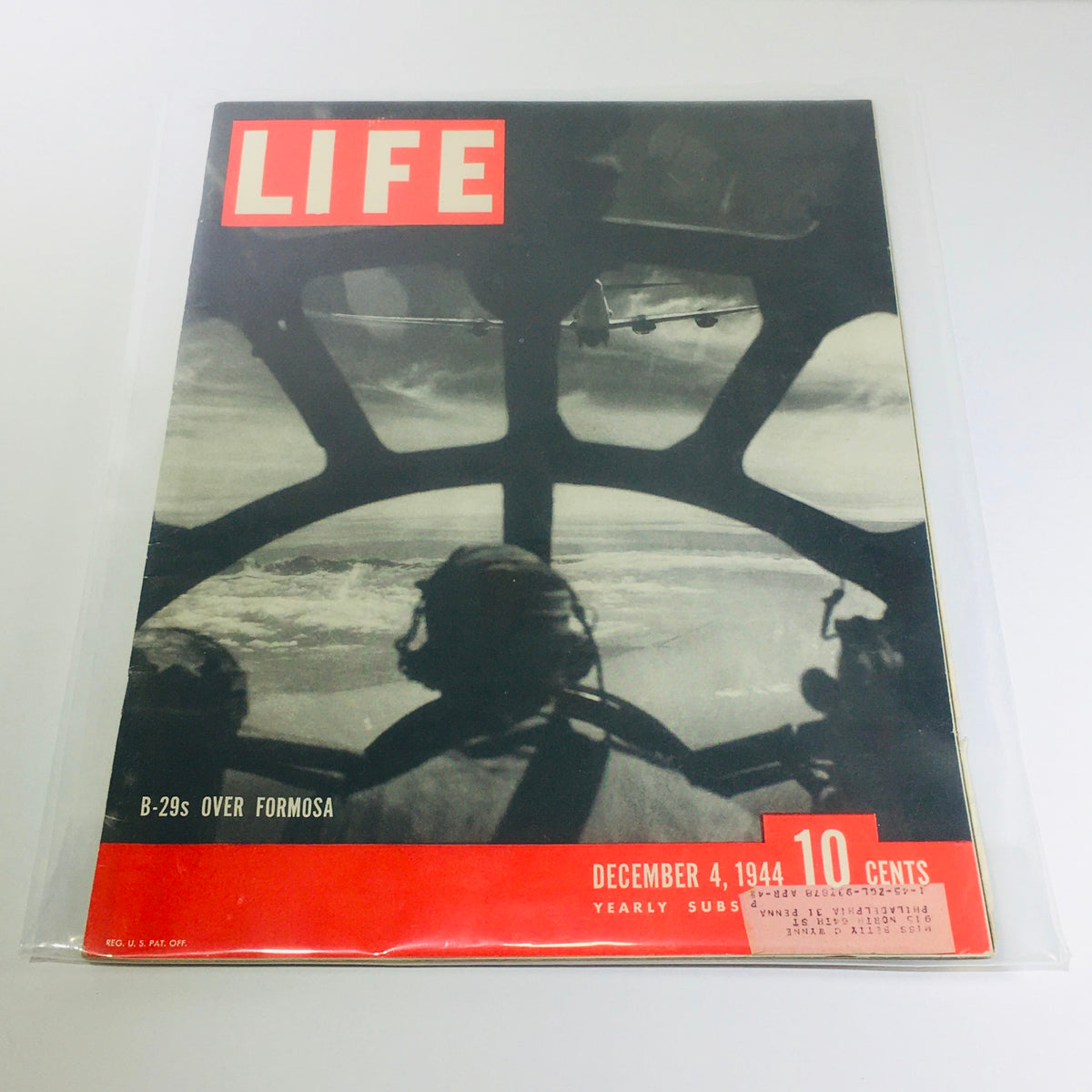 Life Magazine December 4 1944 Featuring B-29s Over Formosa & WWII Articles and Ads