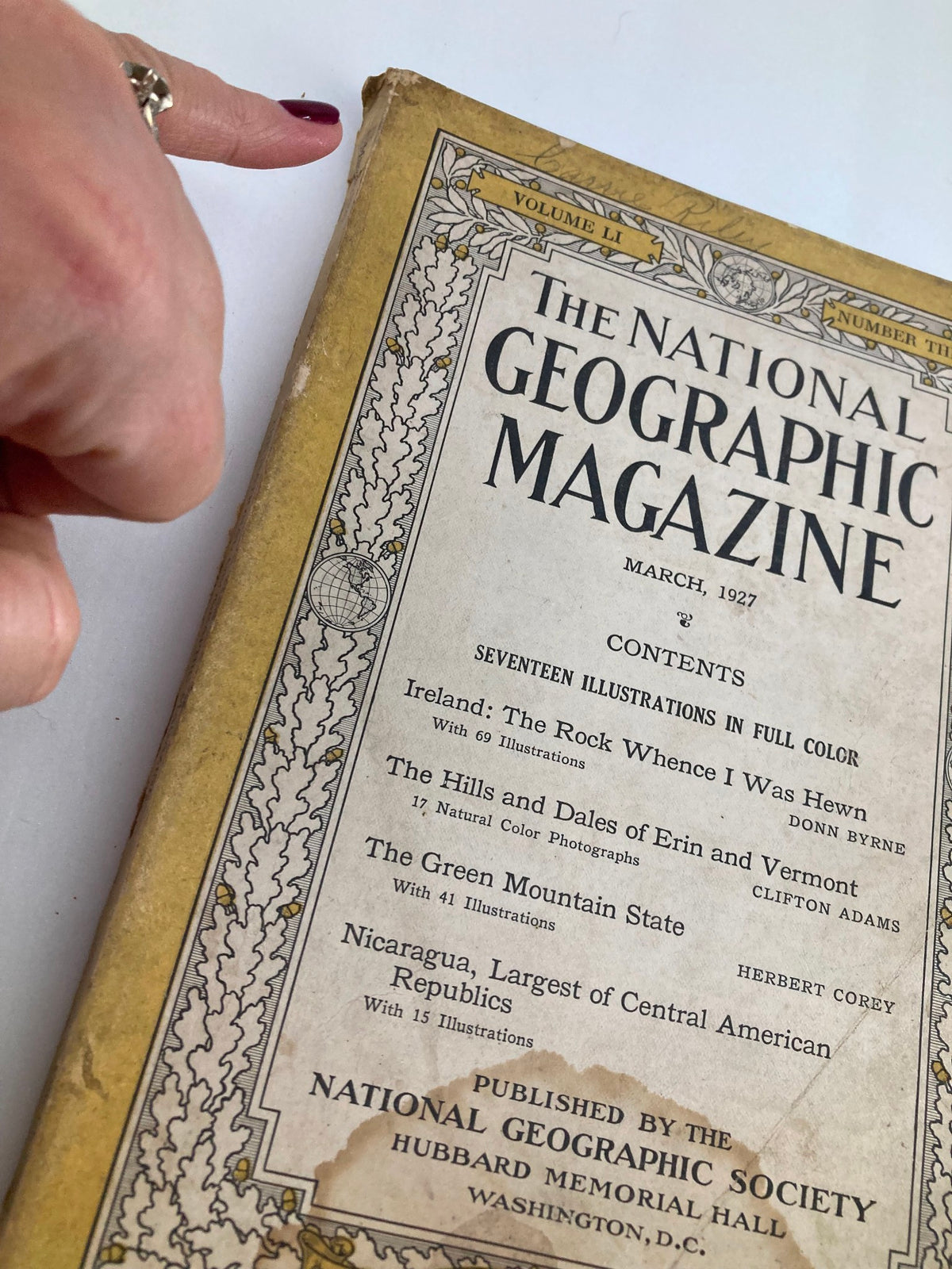Close-up image showing the corner wear of the VTG The National Geographic Magazine March 1927 cover.