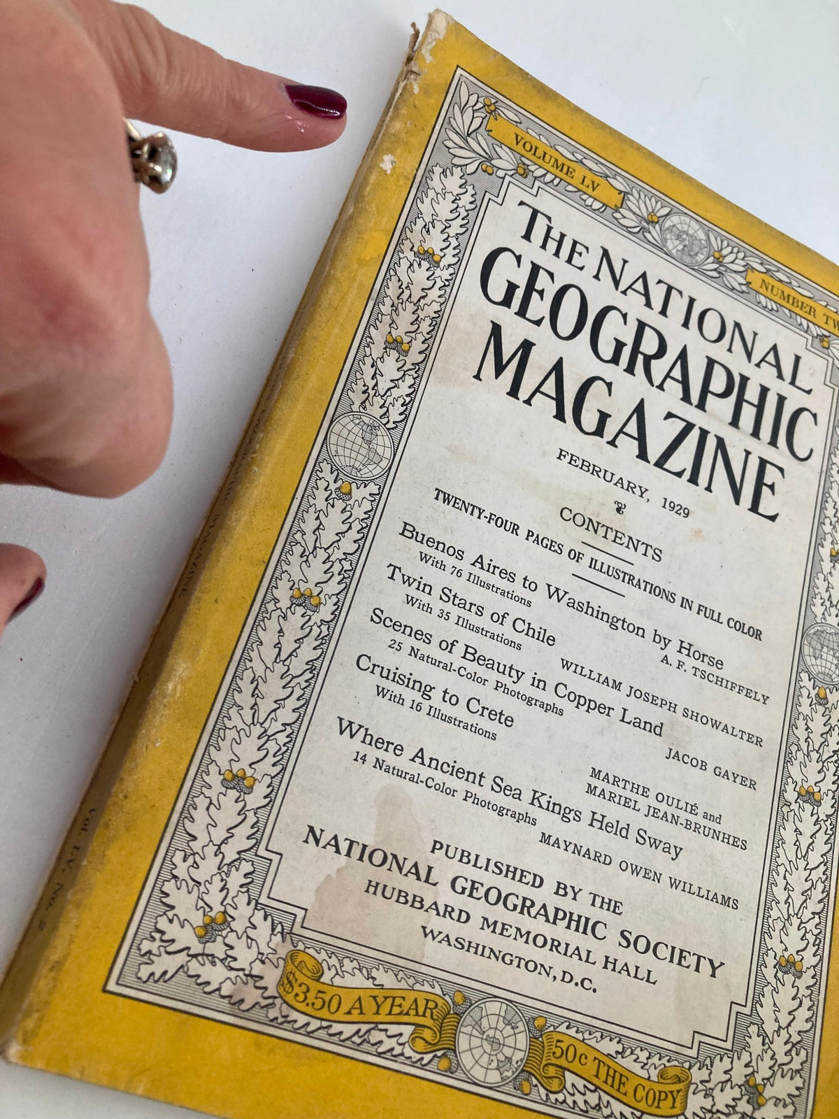 Side view of VTG The National Geographic Magazine February 1929, highlighting the 'Twin Stars of Chile' feature with a close-up of the binding and cover details.