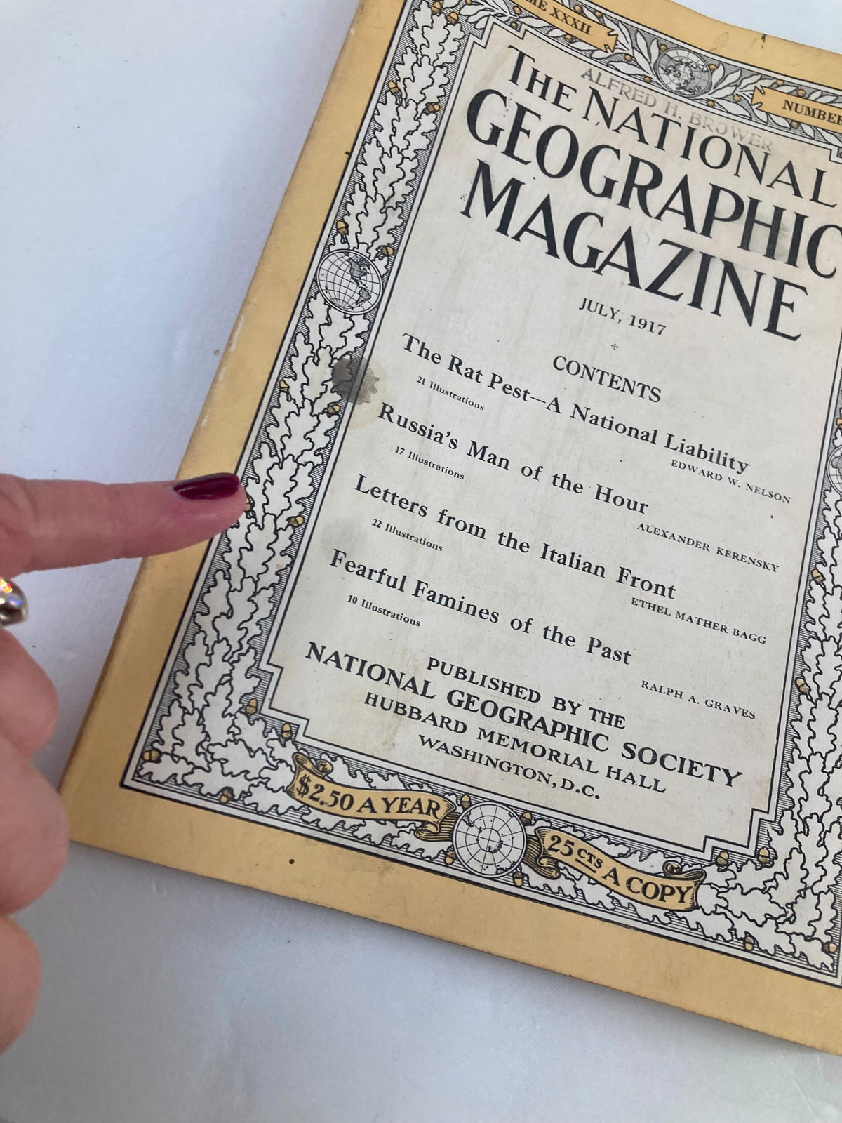 Cover of VTG The National Geographic Magazine July 1917 featuring the article 'The Rat Pest', showcasing contents including 'Russia's Man of the Hour' and 'Fearful Famines of the Past'.