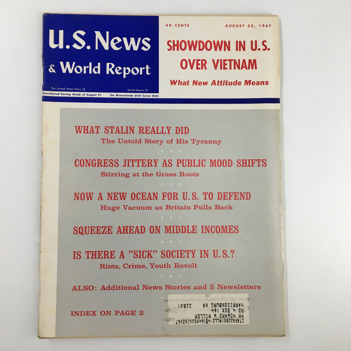 Cover of US News & World Report Magazine from August 24, 1967, featuring the headline 'Showdown in U.S. Over Vietnam' alongside articles on Stalin, Congress jitters, and societal issues in America.