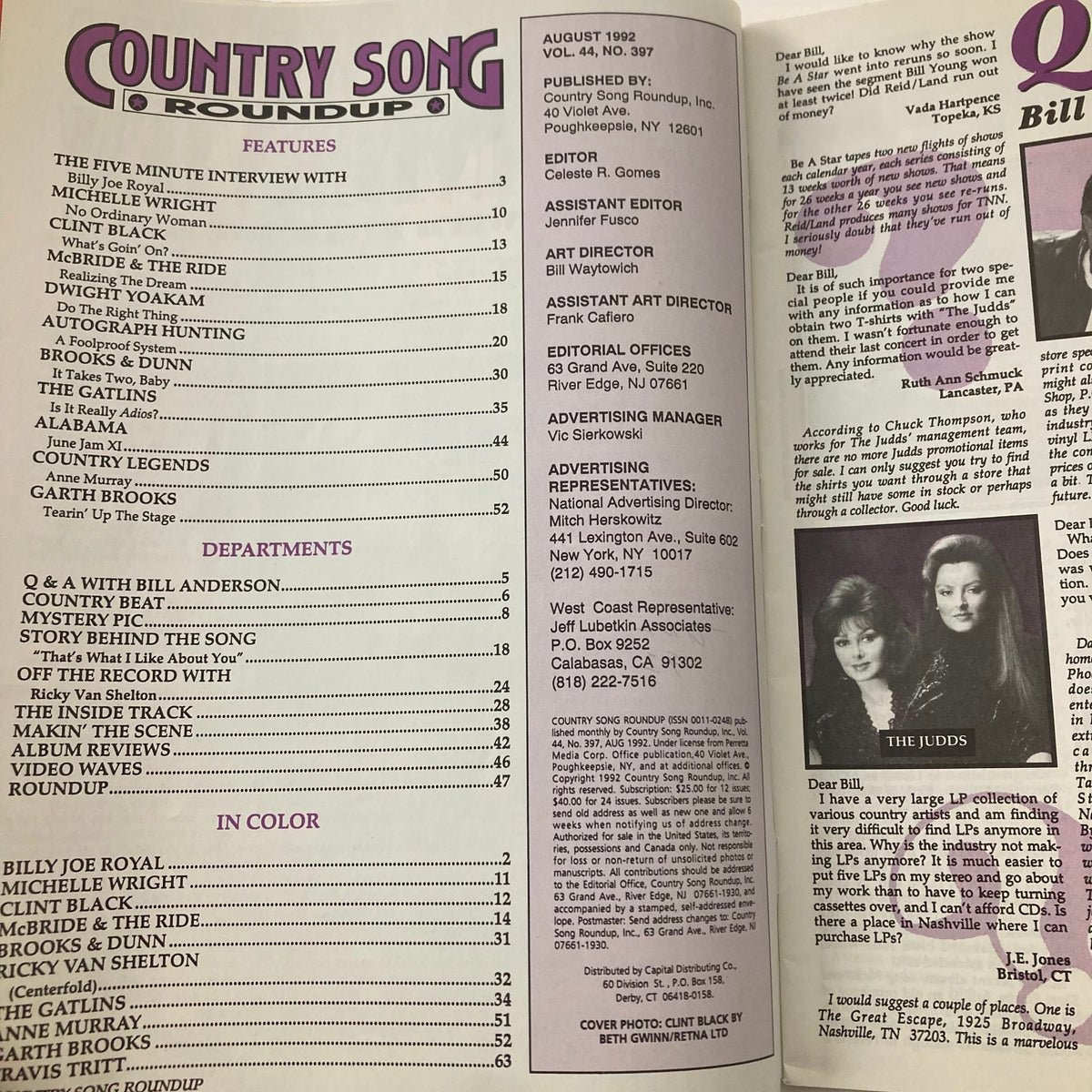 Table of contents from the Country Song Roundup Magazine August 1992, showcasing featured articles and interviews, including details about Clint Black and other country music stars.
