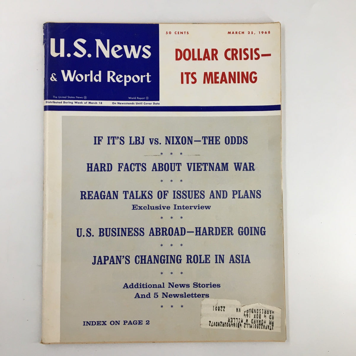 Cover of US News & World Report Magazine from March 25, 1968, featuring the political contest between Lyndon Johnson and Richard Nixon, highlighting articles on the Vietnam War and economic issues.