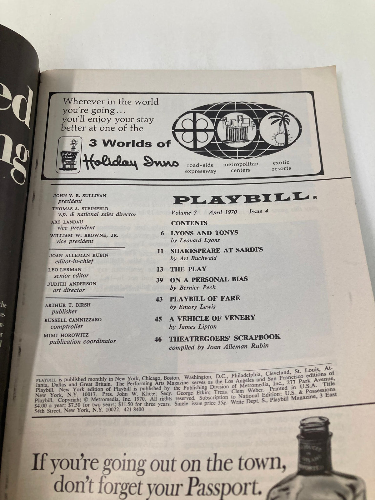 Interior page of the 1970 Playbill for 'Child's Play' at Royale Theatre, showcasing the contents and advertisements, featuring the title and cast members including Pat Hingle and Fritz Weaver.