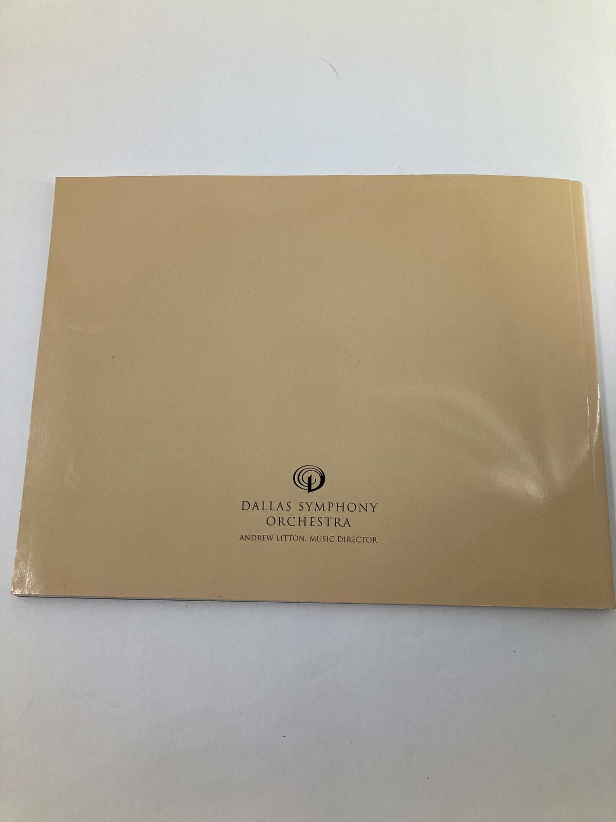 2000 Program Souvenir Dalla Symphony Orchestra A Century of Beautiful Music displaying the back cover of the program with the Dallas Symphony Orchestra logo.