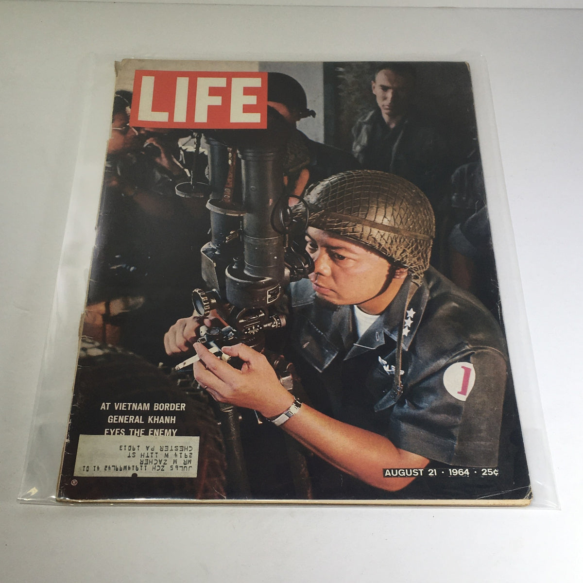 Vintage Life Magazine cover from August 21, 1964 featuring General Khanh at the Vietnam border, highlighting geopolitical tensions of the 1960s.