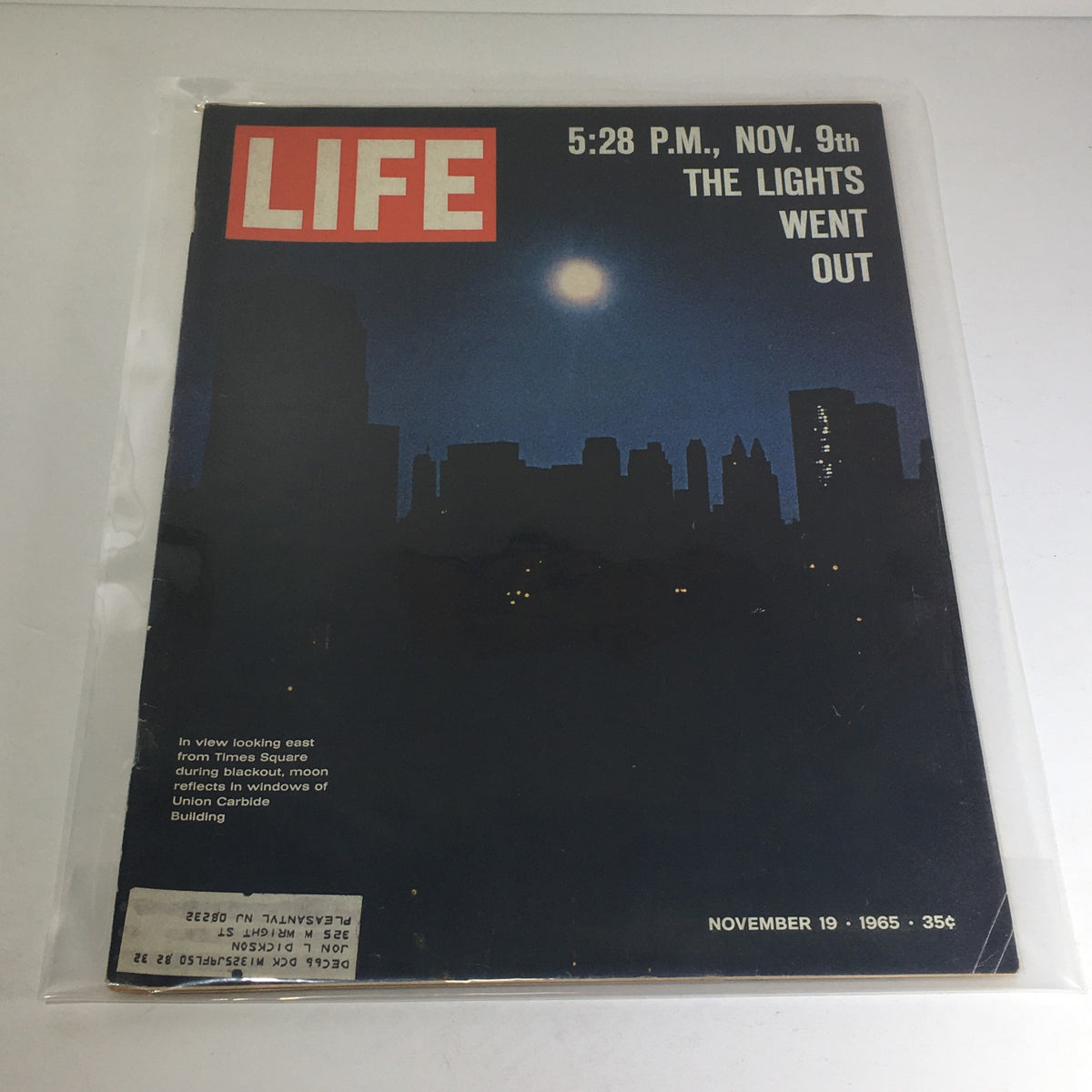 Cover of VTG Life Magazine - November 19, 1965 featuring the headline '5:28 P.M., Nov. 9th The Lights Went Out' with a dark city skyline in the background.
