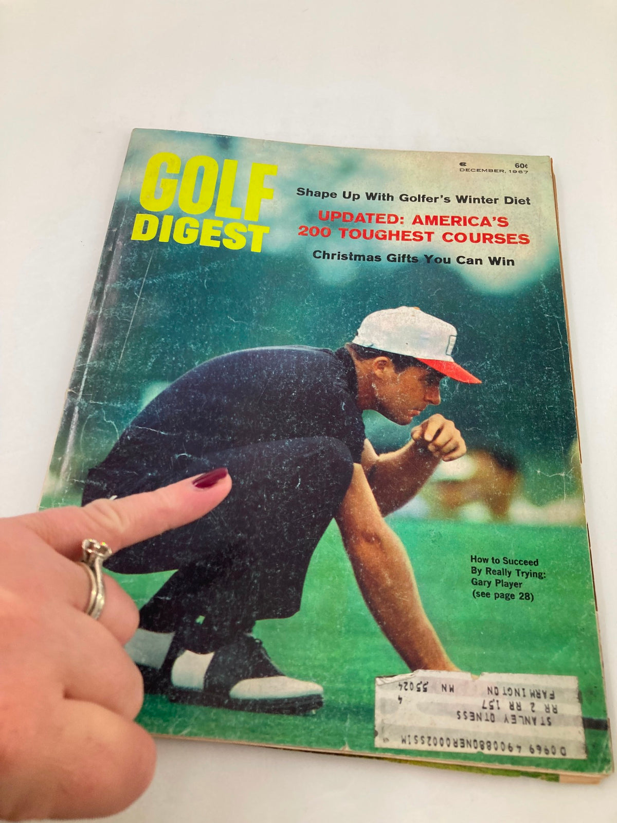 VTG Golf Digest Magazine December 1967 cover image highlighting Gary Player and includes details about updated golfing courses and a winter diet for golfers.