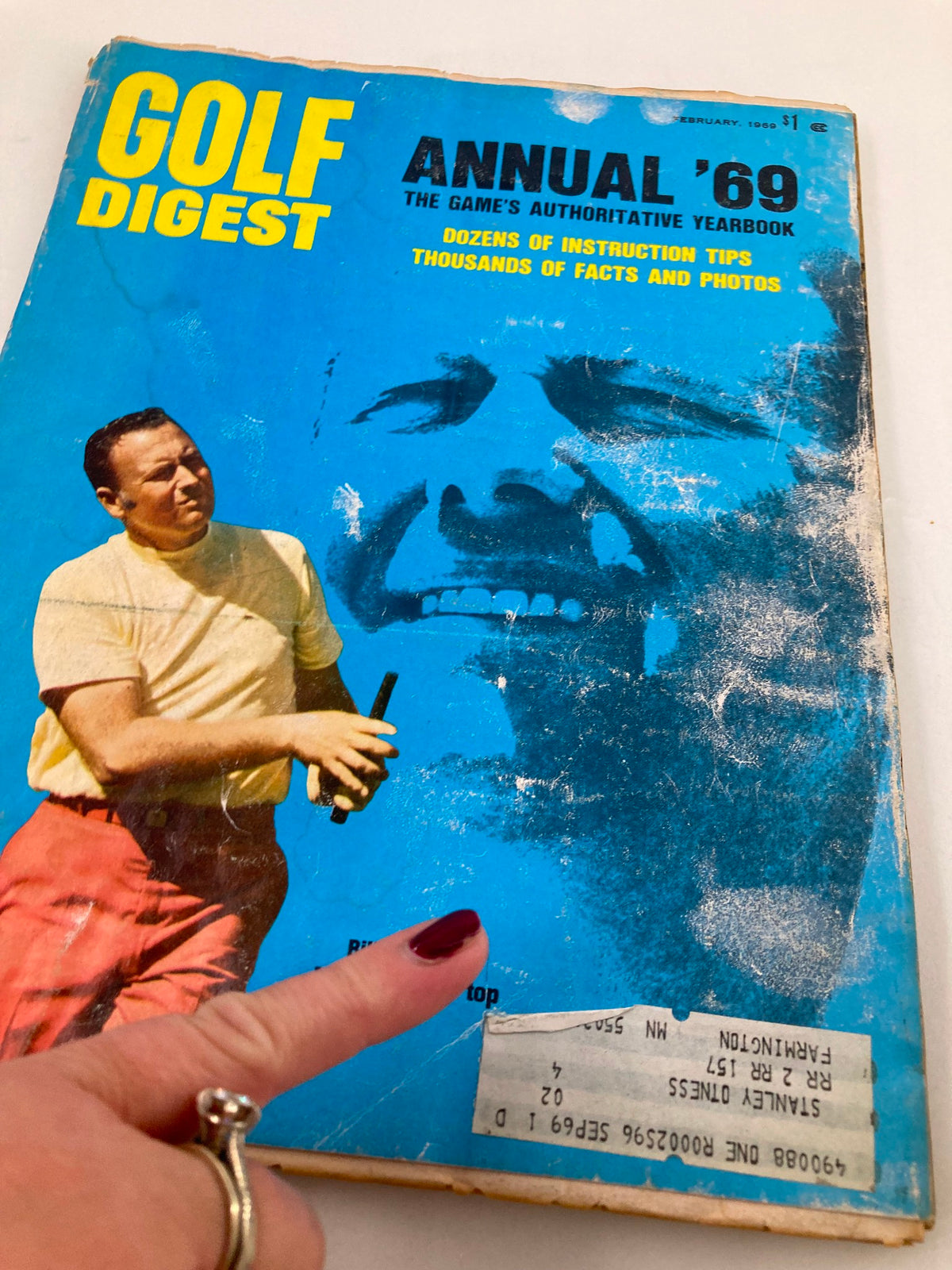 Cover of VTG Golf Digest Magazine February 1969 with Billy Casper, highlighting vintage golfing culture and magazine details.
