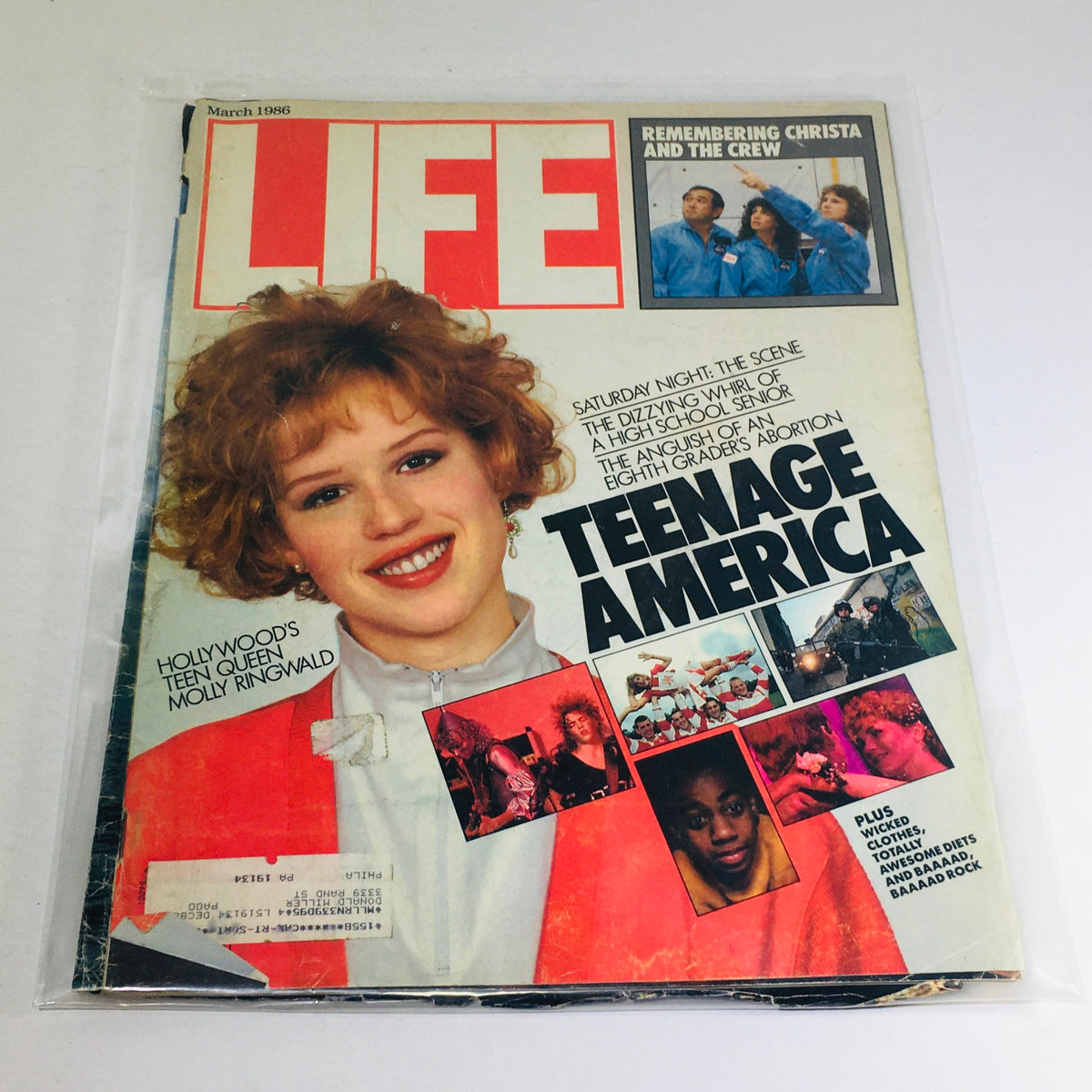 Vintage Life Magazine from March 1986 featuring the cover story 'Anguish Of An 8th Grader Abortion' with Molly Ringwald smiling, showcasing 80s culture.