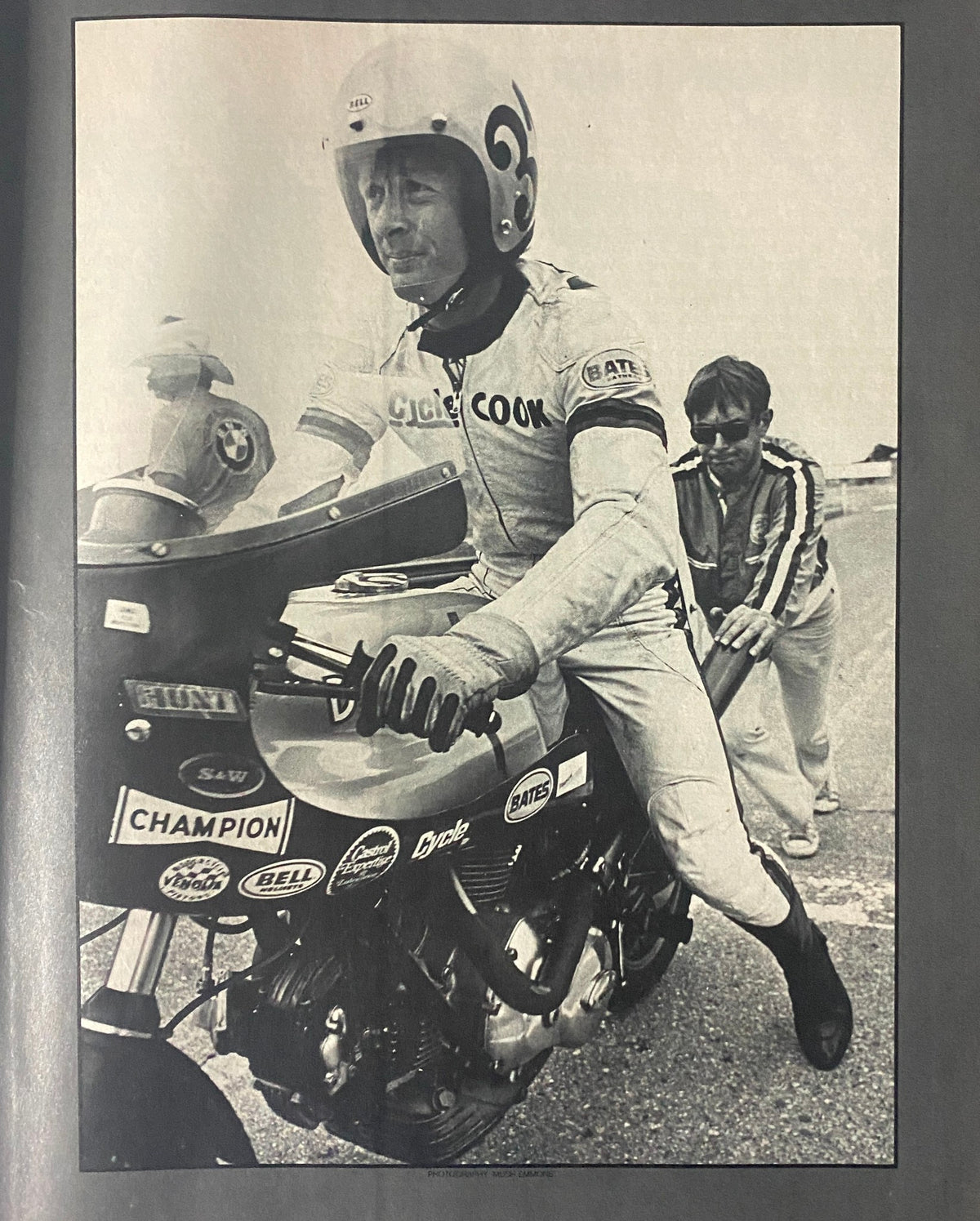 Cycle Magazine February 1977 The 1977 Kawasaki KZ1000 A Gentler King No Label