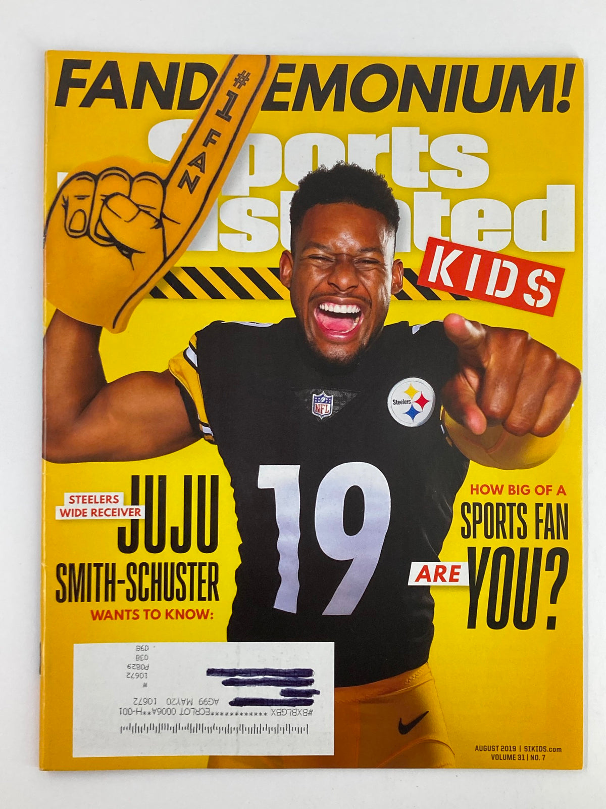 Cover of Sports Illustrated Kids Magazine August 2019 Vol 31 #7 featuring Juju Smith-Schuster celebrating with a foam finger, emphasizing youth sports culture.